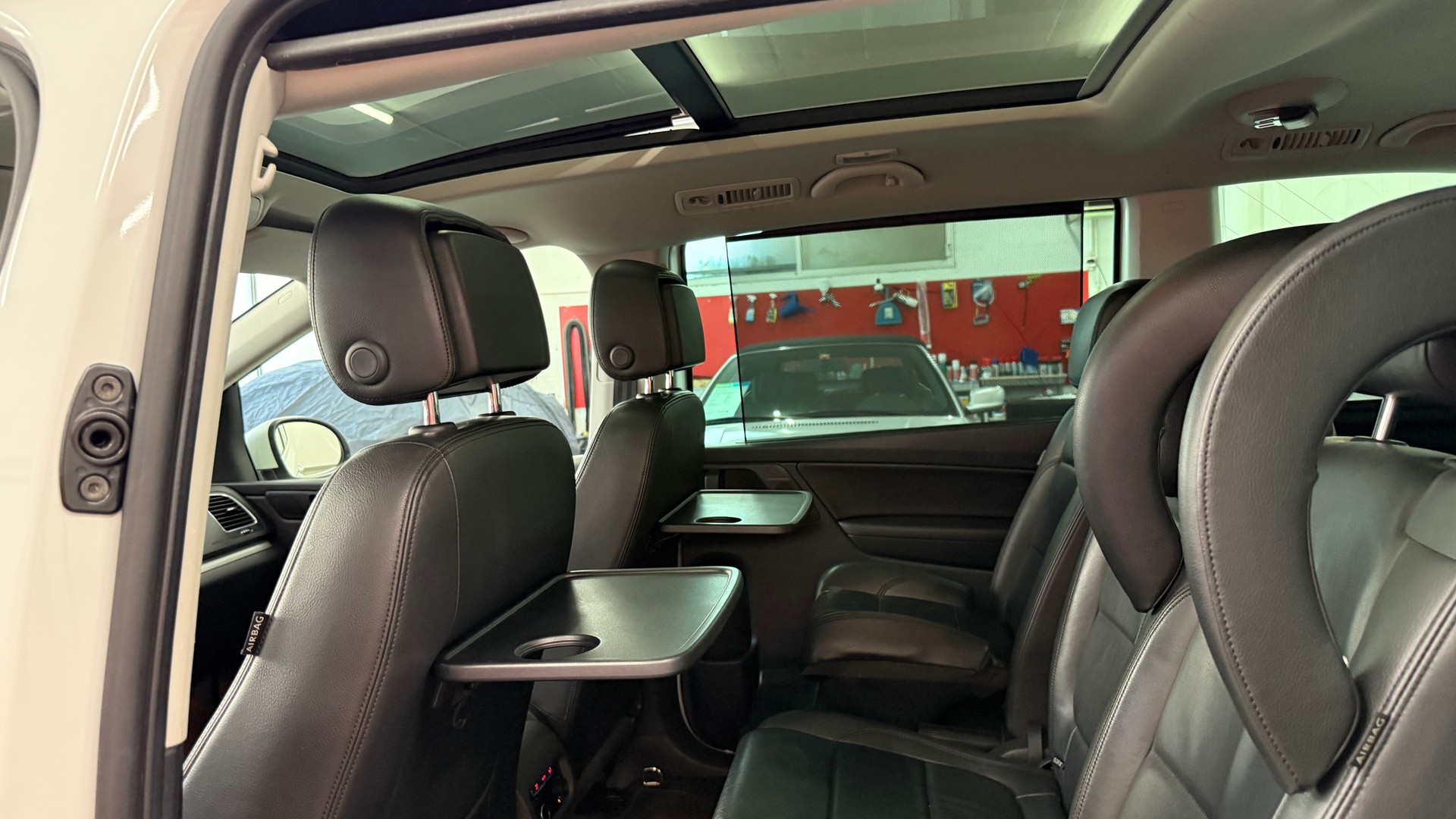 VW Sharan 2.0 TDI BlueMotion Technology Highline DSG, friach ab MFK & Service, 8fach Berädert, 7 Plätze, DAB, BT, Leder, Garantie-image-26