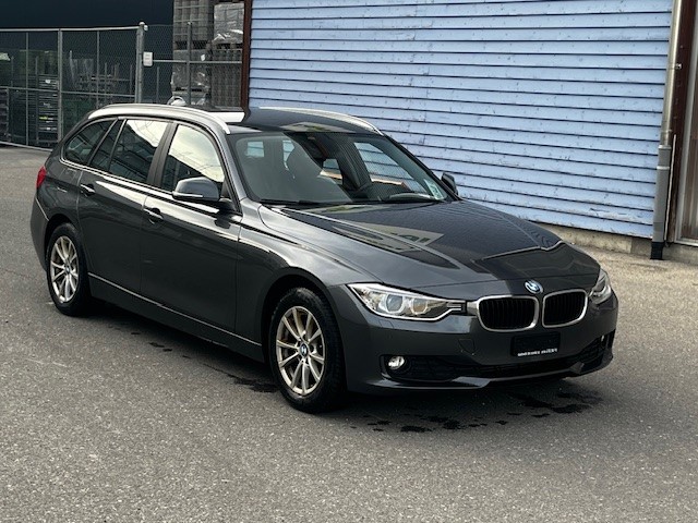 BMW 318d Touring-image-4