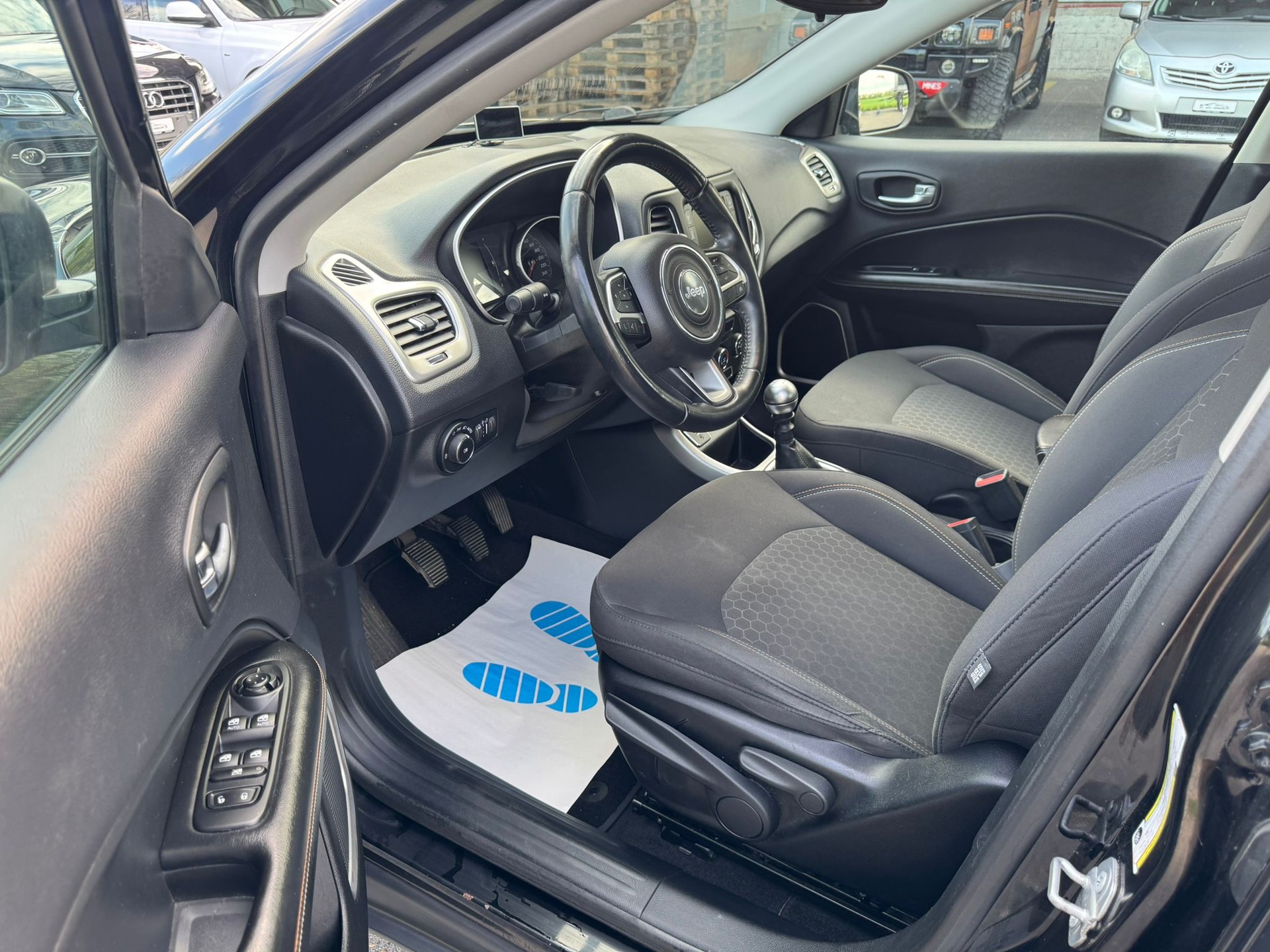 JEEP Compass 1.4 Turbo Longtitude-image-12