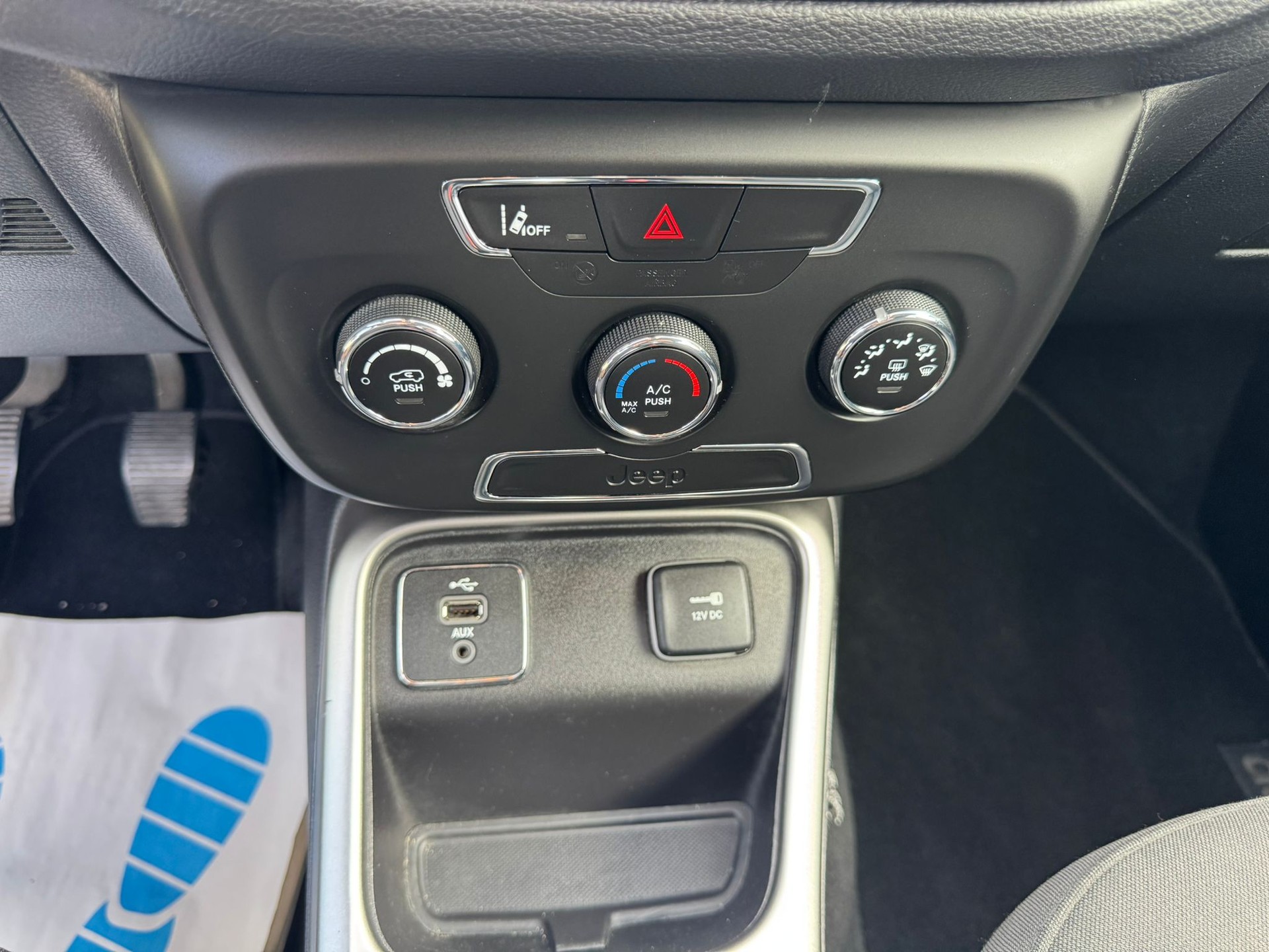 JEEP Compass 1.4 Turbo Longtitude-image-21