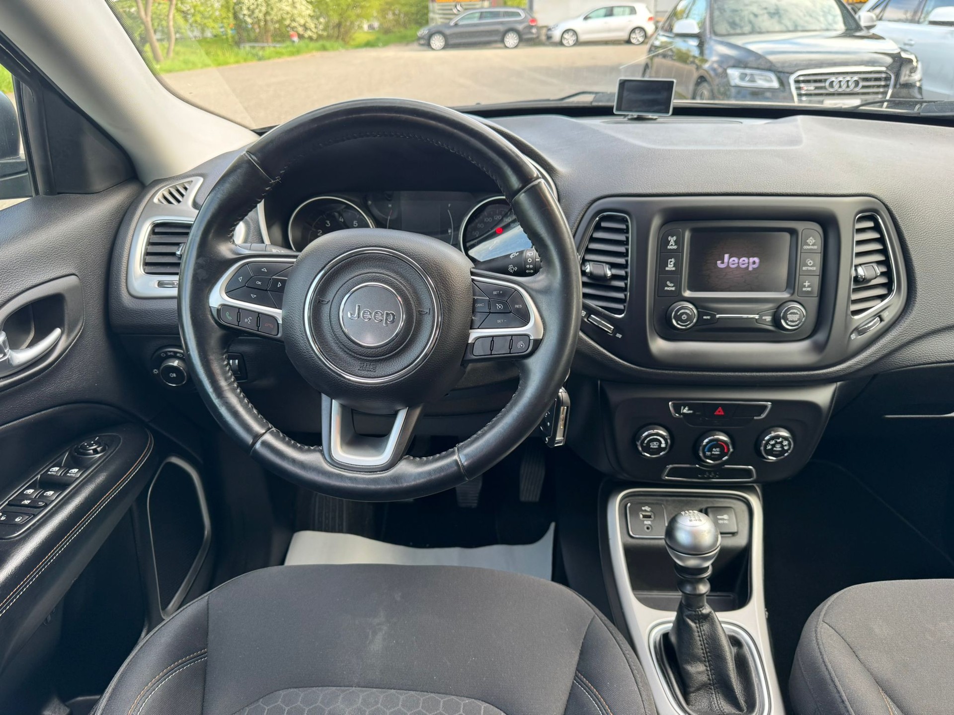 JEEP Compass 1.4 Turbo Longtitude-image-16