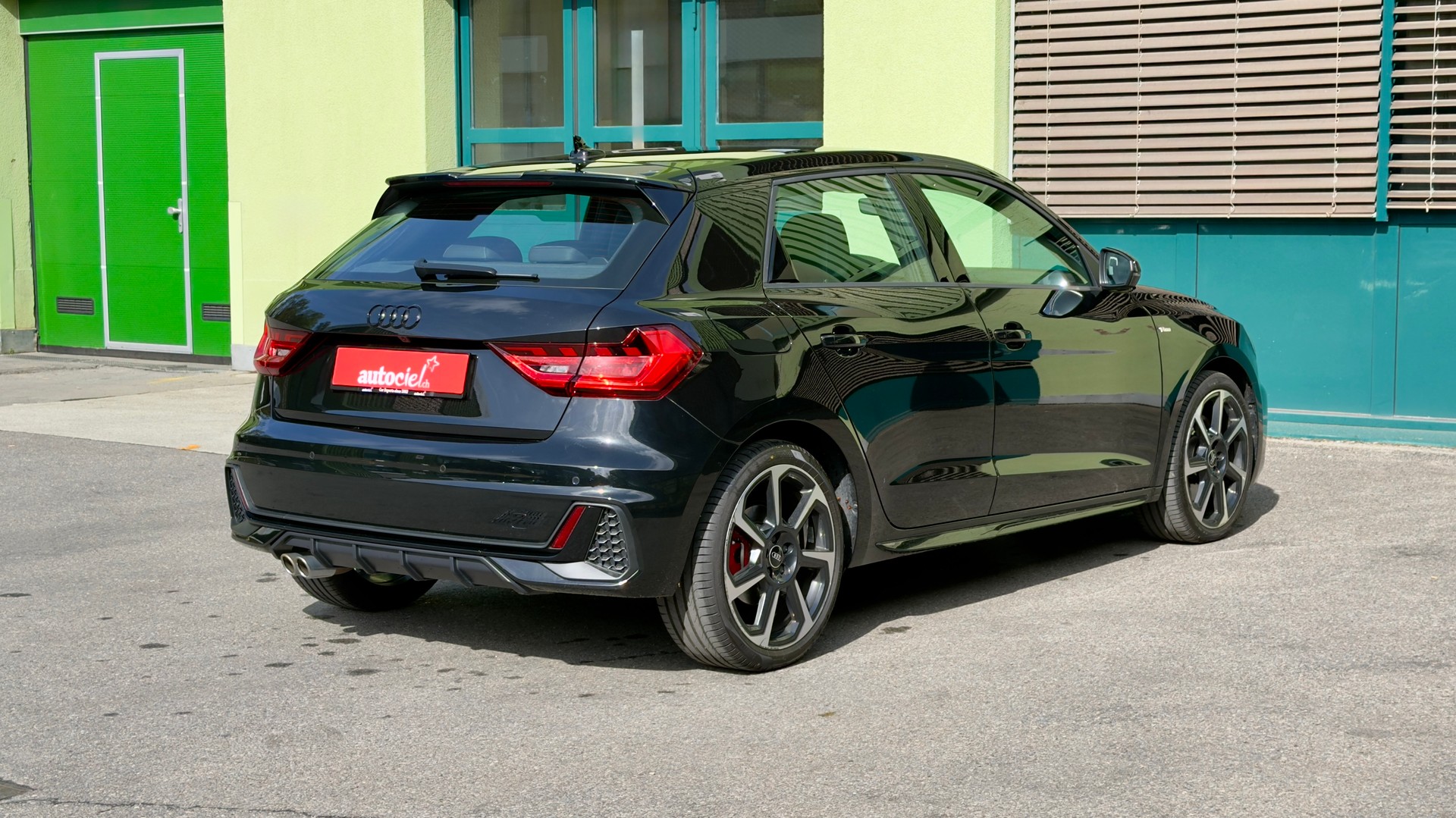 AUDI A1 Sportback 40 TFSI S Line S-tronic-image-4