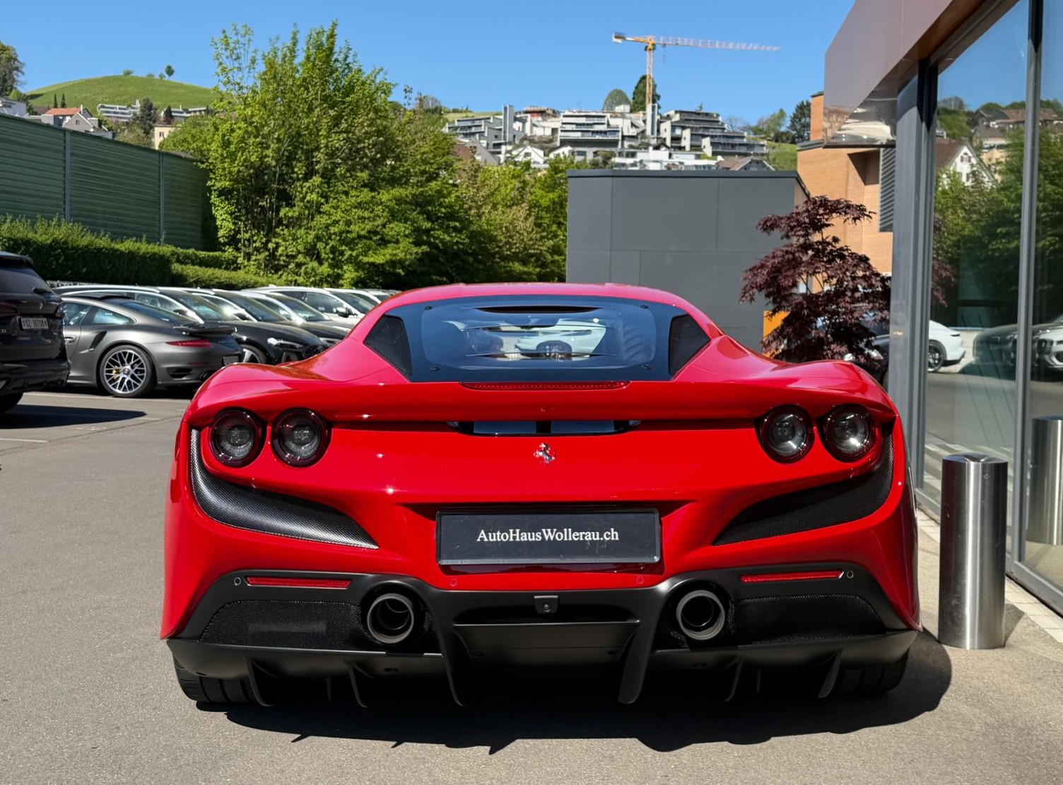 FERRARI F8 Tributo 3.9 Turbo-image-4