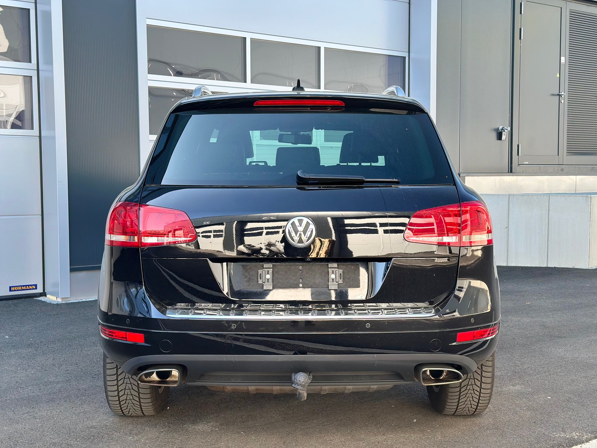 VW Touareg 3.0 TDI Tiptronic-image-4