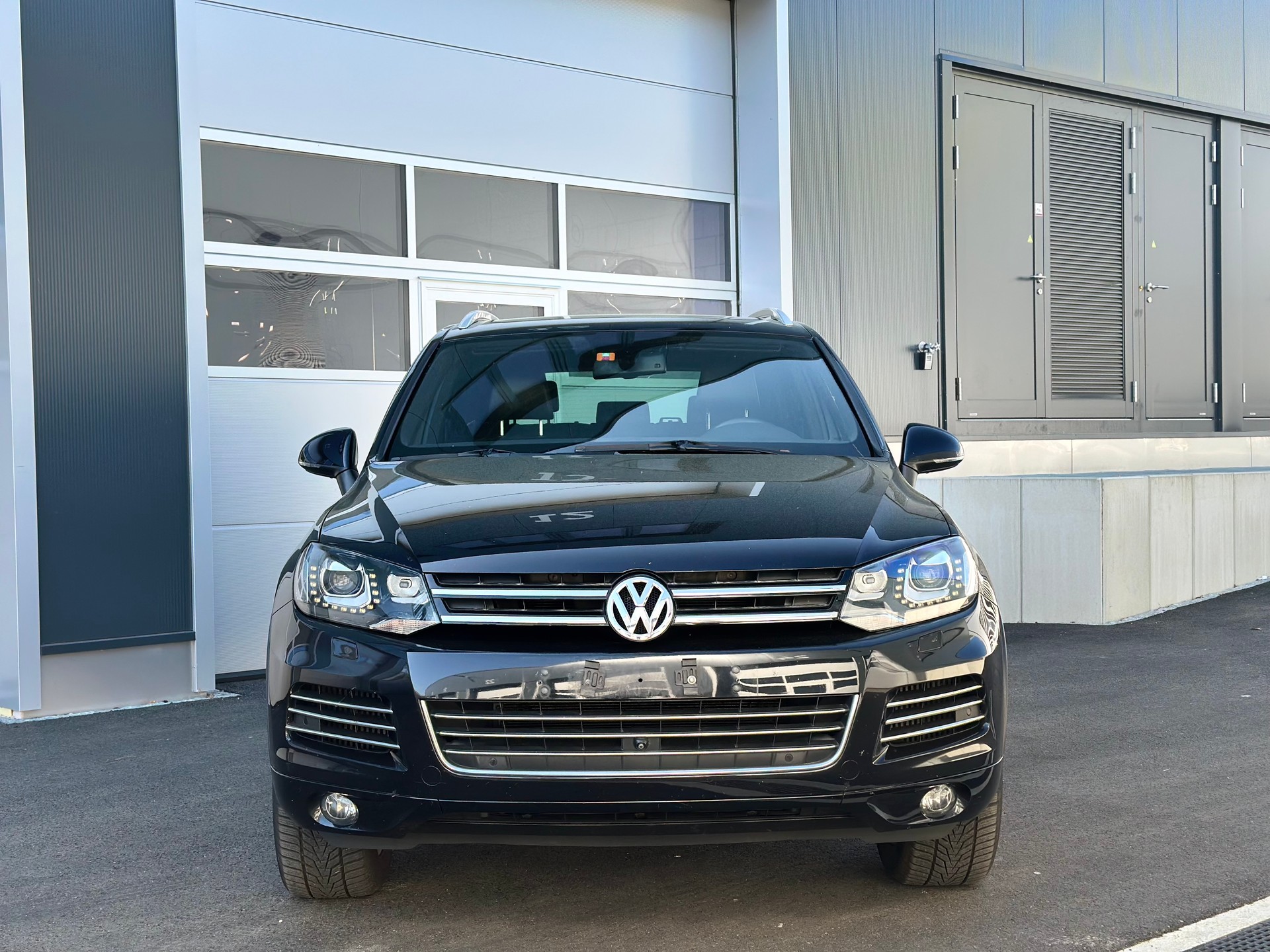 VW Touareg 3.0 TDI Tiptronic-image-3