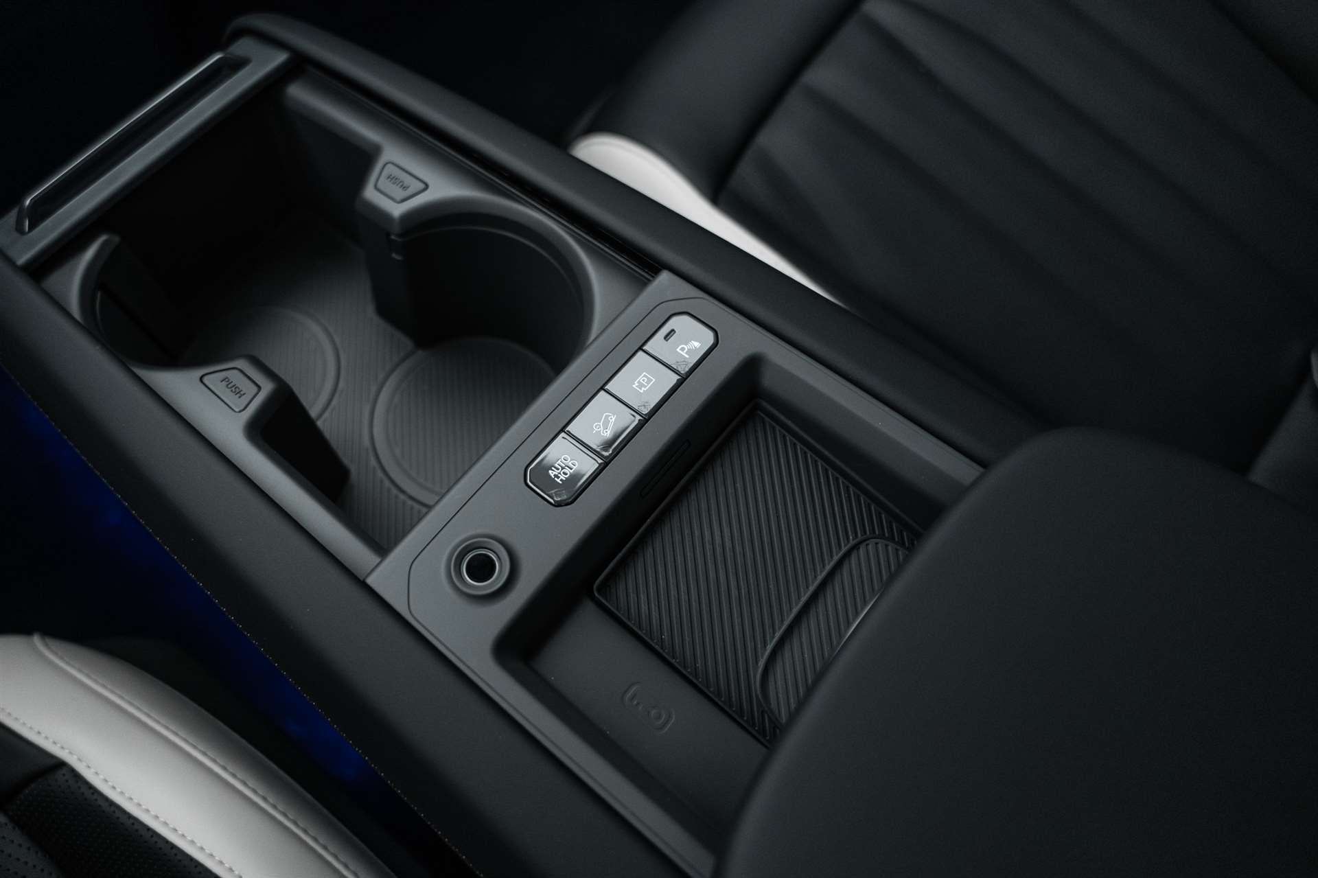 KIA KIA EV9 99,8 kWh GT-Line 7-Plätzer 4x4 385PS Automat-image-29
