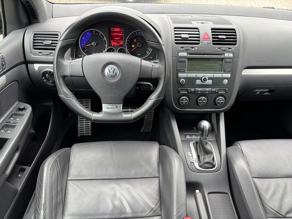 VW Golf 2.0 TFSI GTI-image-9