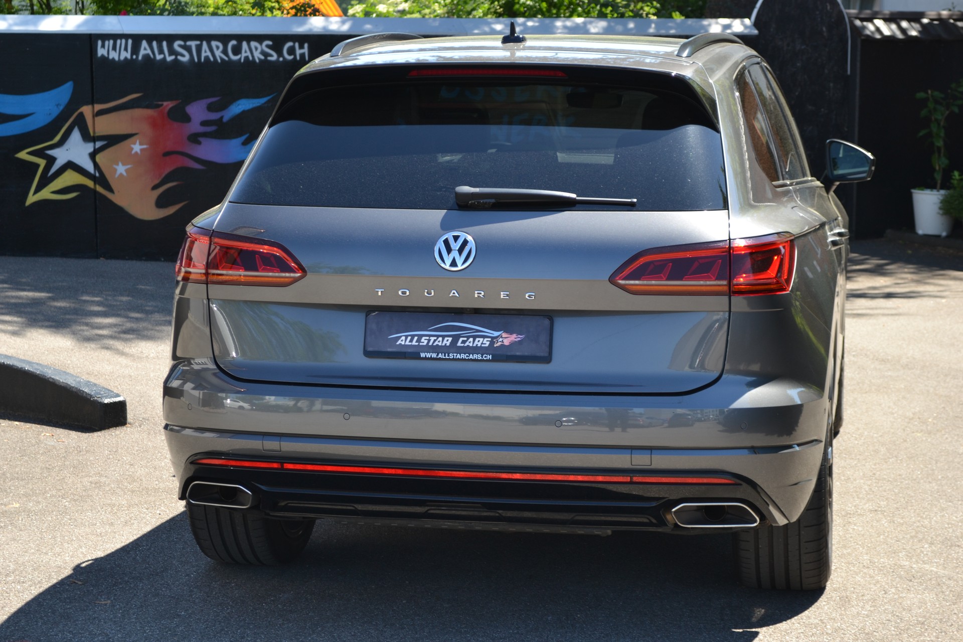 VW Touareg 3.0 TSI R-Line Tiptronic *CH-Fahrzeug*-image-4