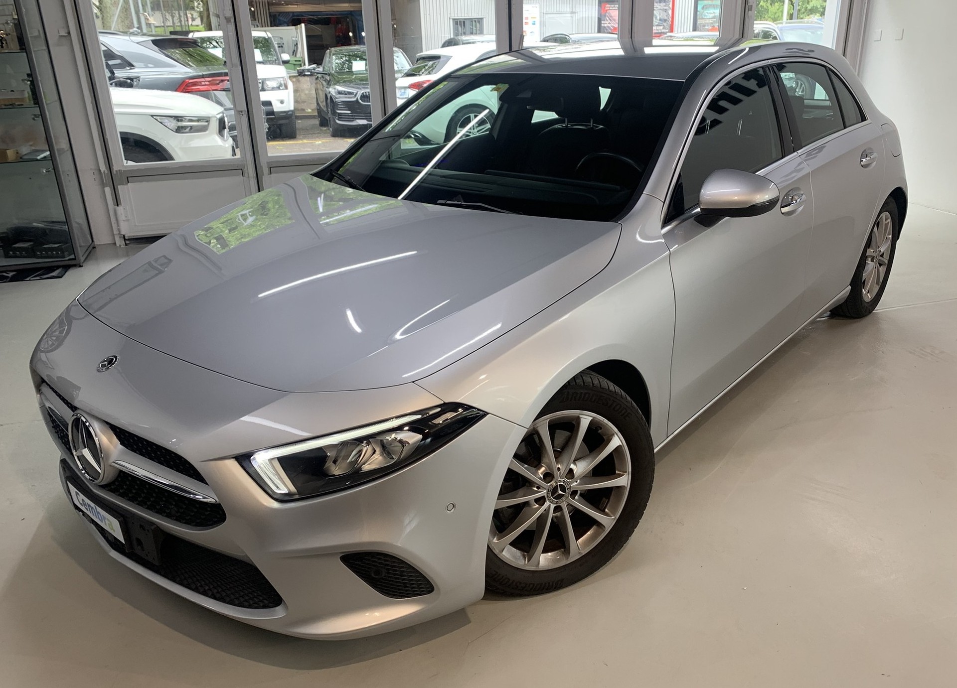 MERCEDES-BENZ A 200 Progressive 7G-DCT-image-6