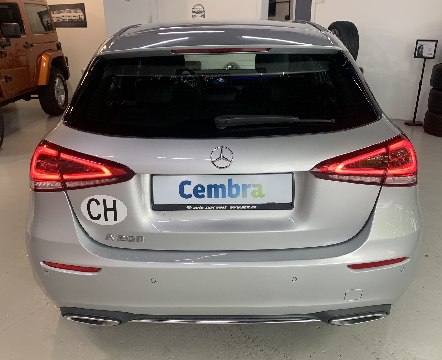 MERCEDES-BENZ A 200 Progressive 7G-DCT-image-9