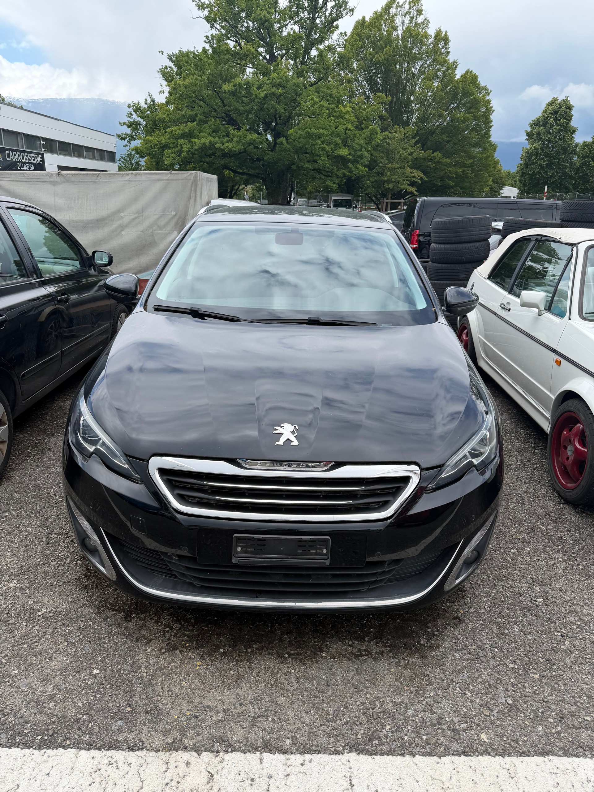 PEUGEOT 308 SW 1.6 BlueHDI Allure Automatic-image-1