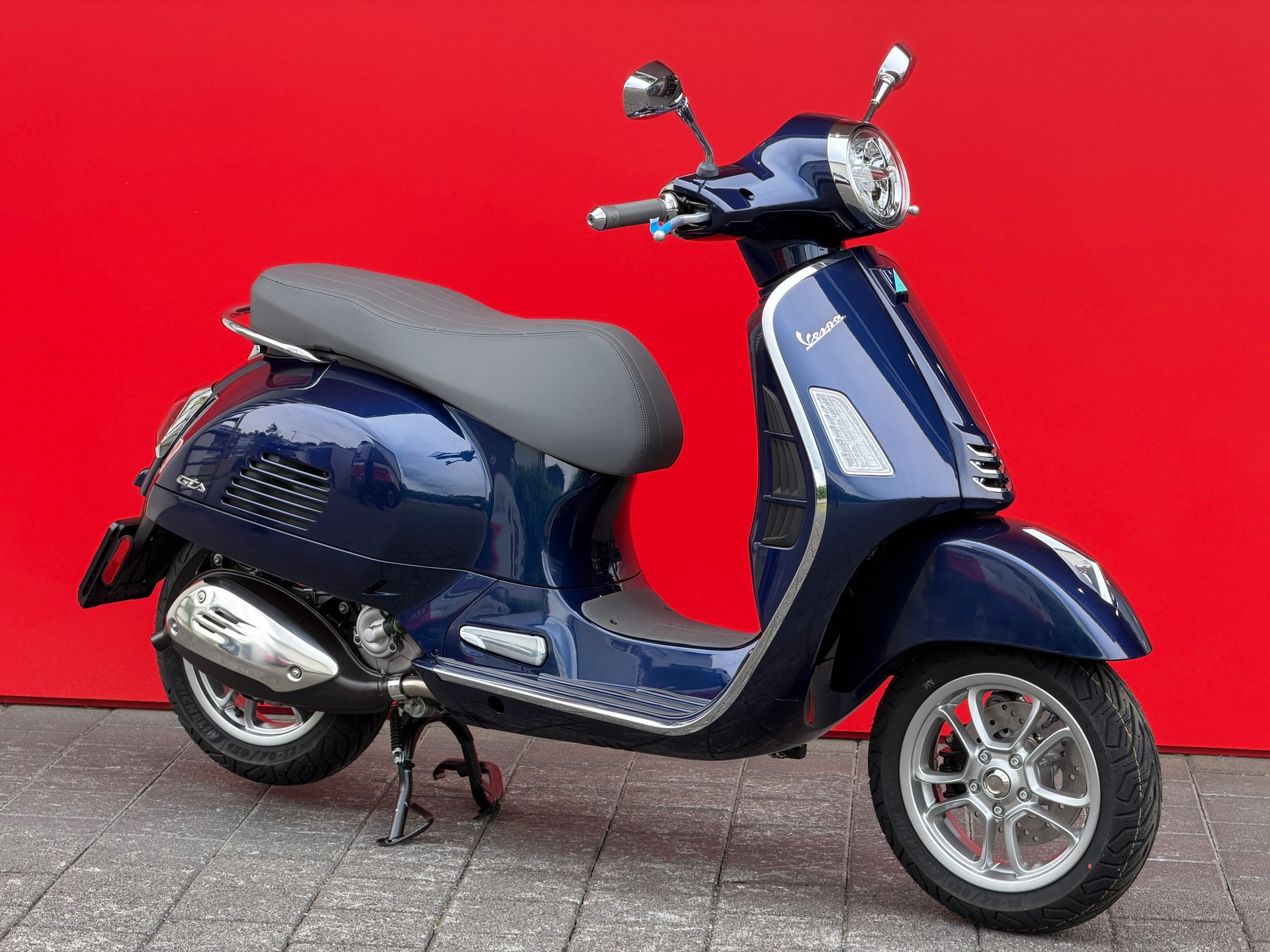 PIAGGIO Vespa GTS 310 RST E5+-showroom-element-1