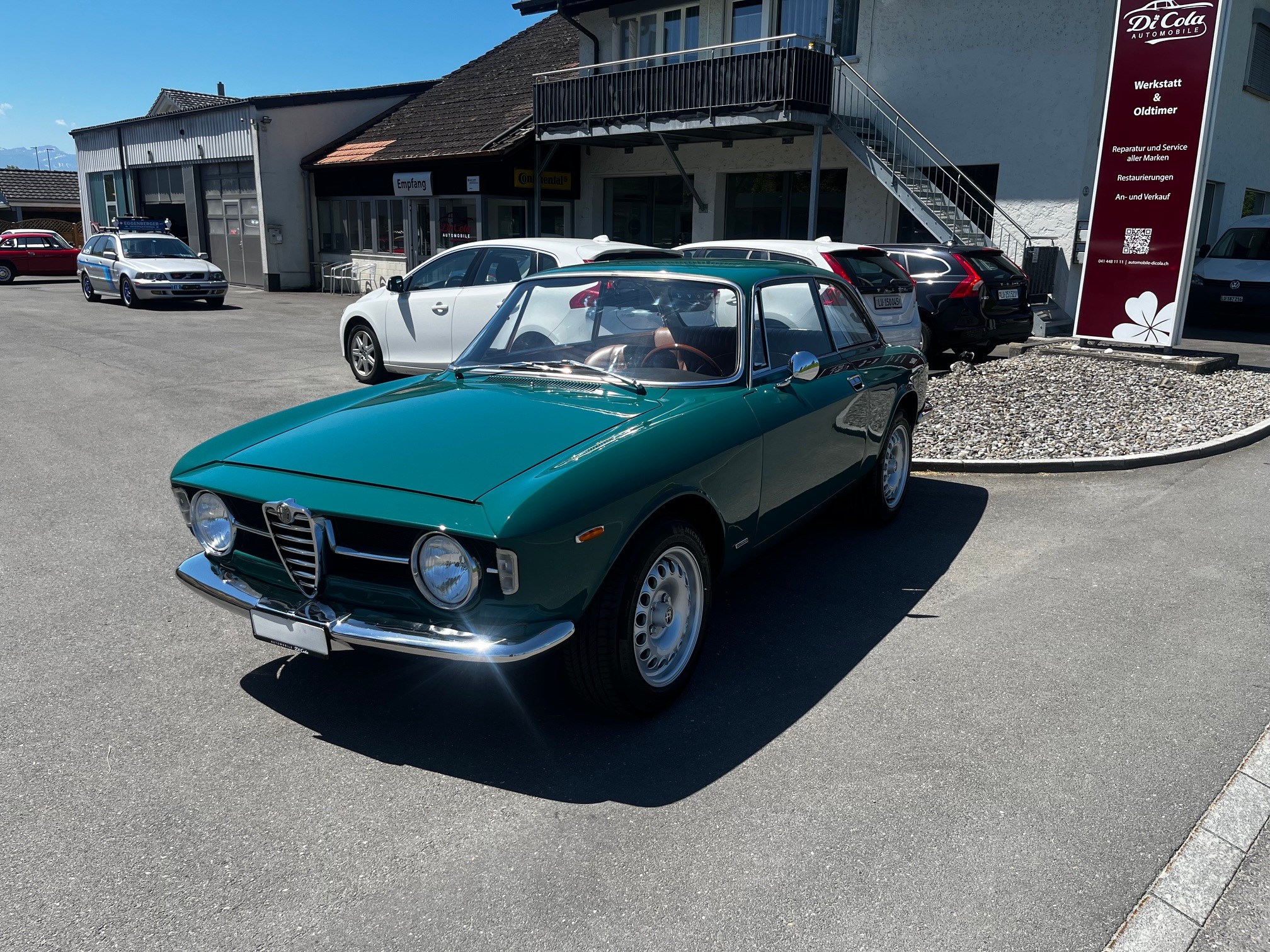 Car photo