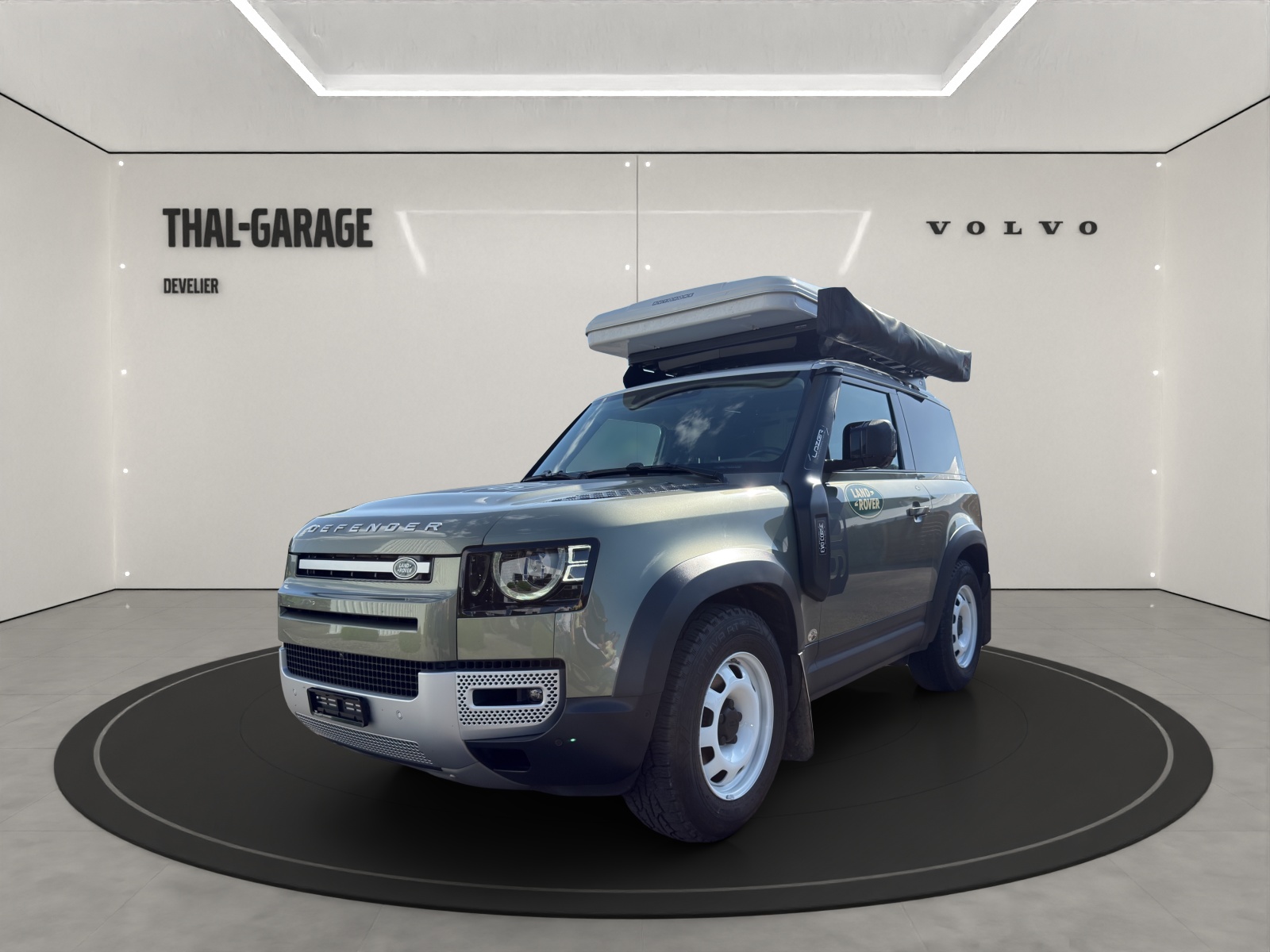 LAND ROVER Defender 90 3.0 D I6 250 First Edition-image-0