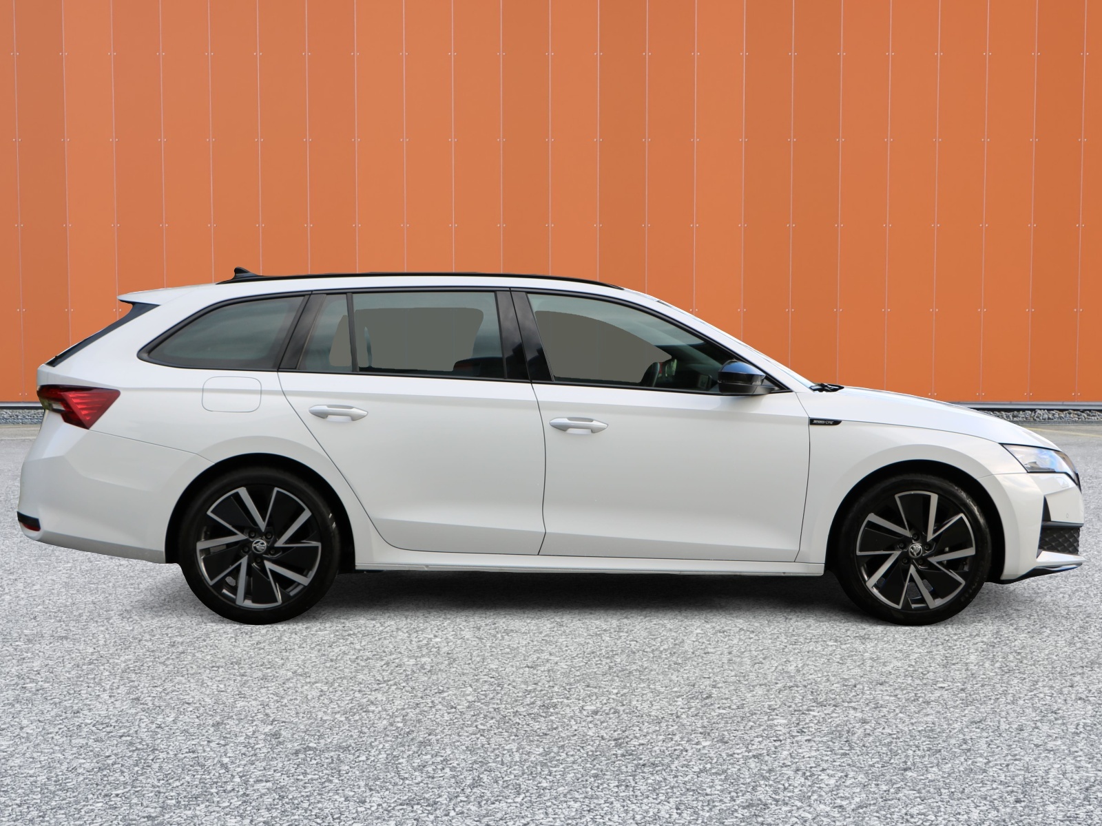 SKODA Octavia Combi 2.0 TSI DSG Sport Line 4x4-image-4