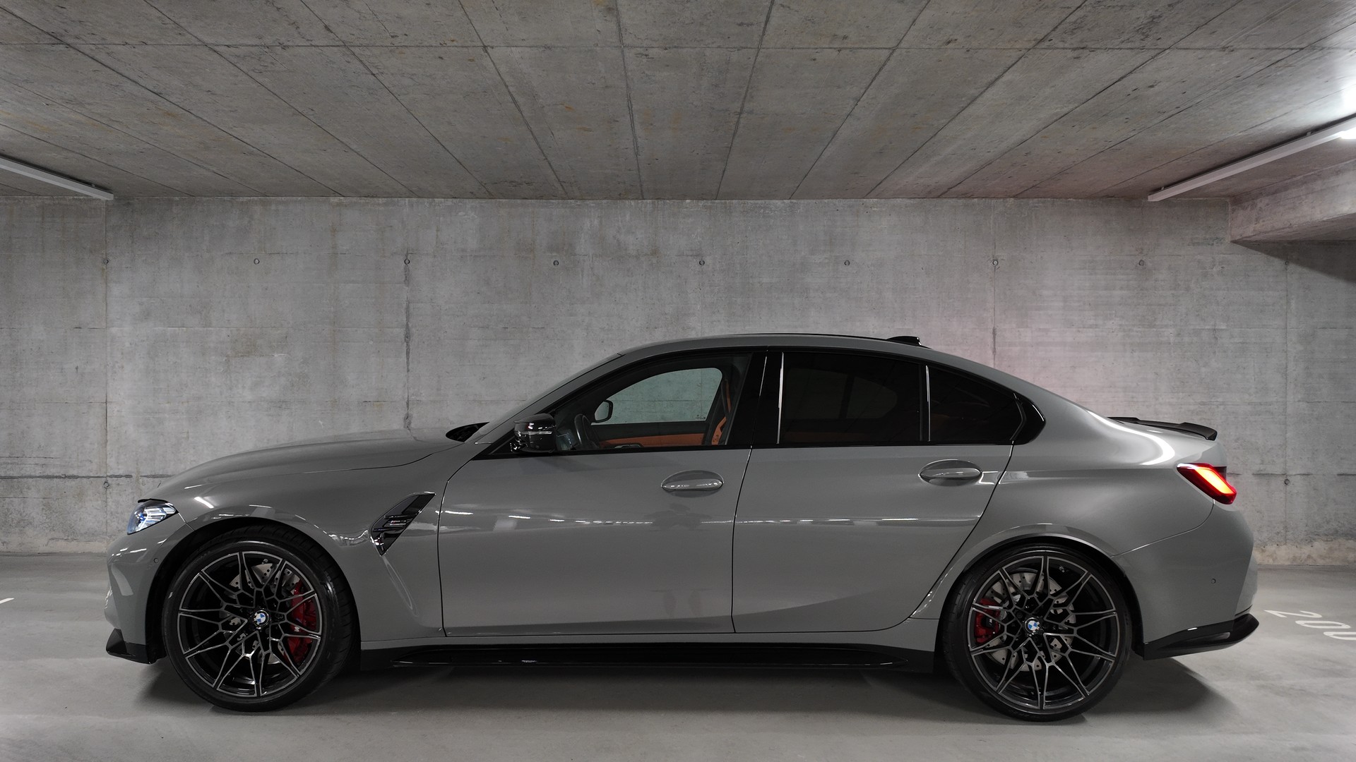 BMW M3 Competition M xDrive-image-2