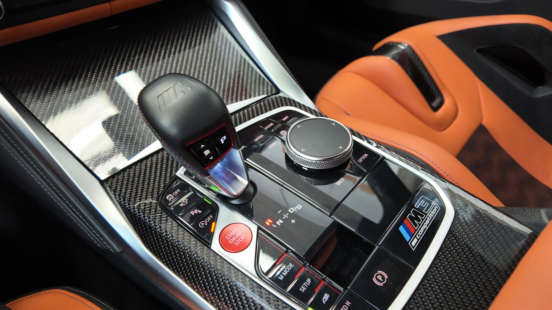 BMW M3 Competition M xDrive-image-13