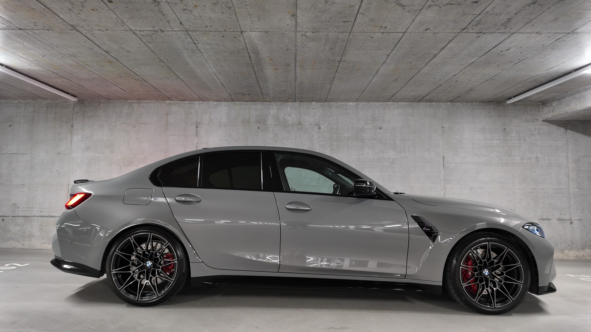 BMW M3 Competition M xDrive-image-3