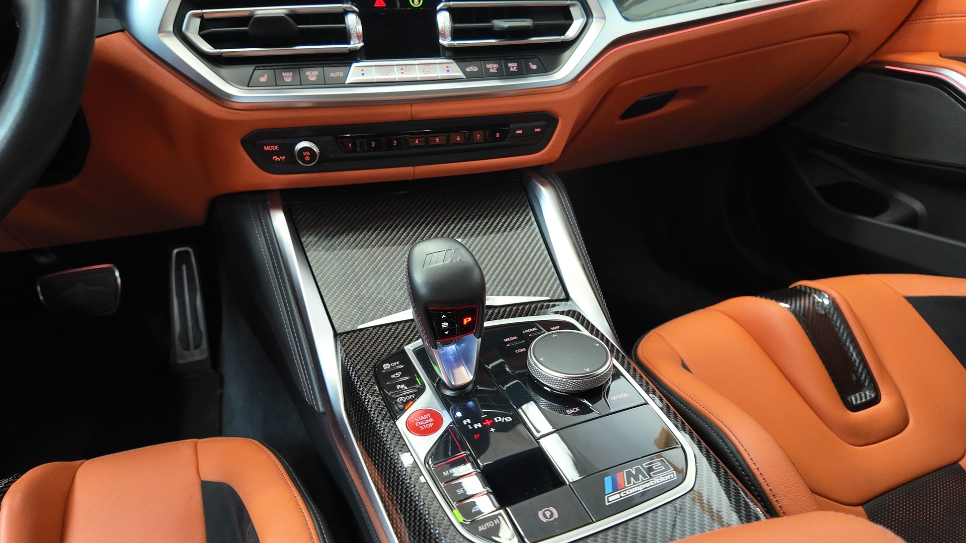 BMW M3 Competition M xDrive-image-12