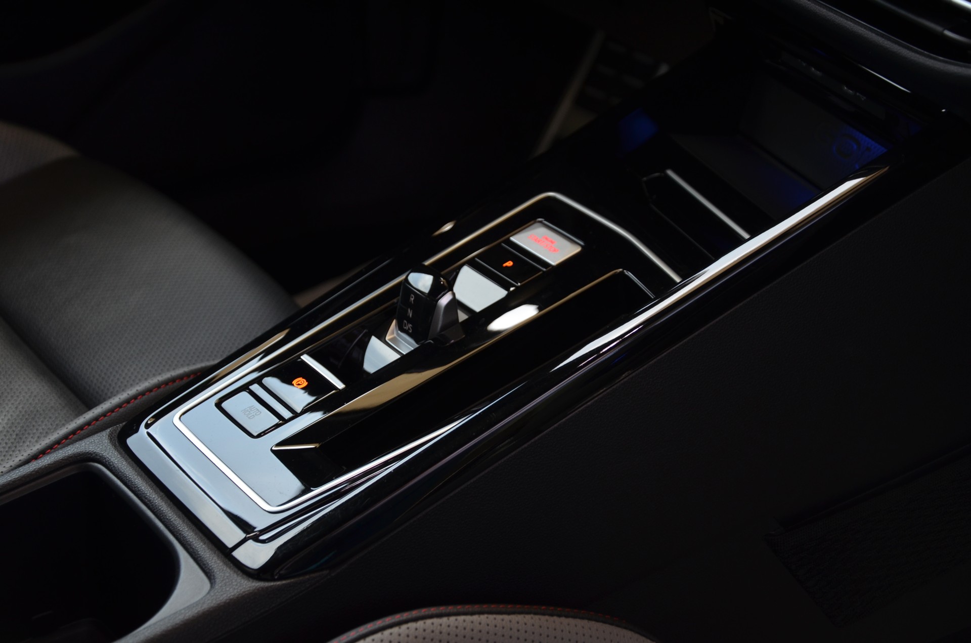 VW Golf 2.0 TSI GTI Clubsport DSG*Ab MFK,1 Jahr oder 20'000km Garantie*-image-13