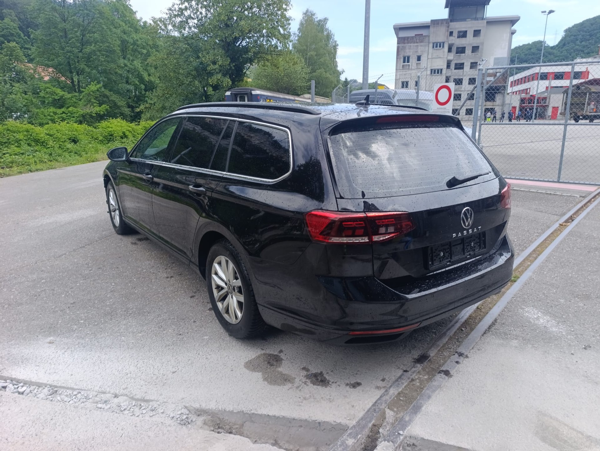 VW Passat 2.0 TDI BMT Business DSG-image-0