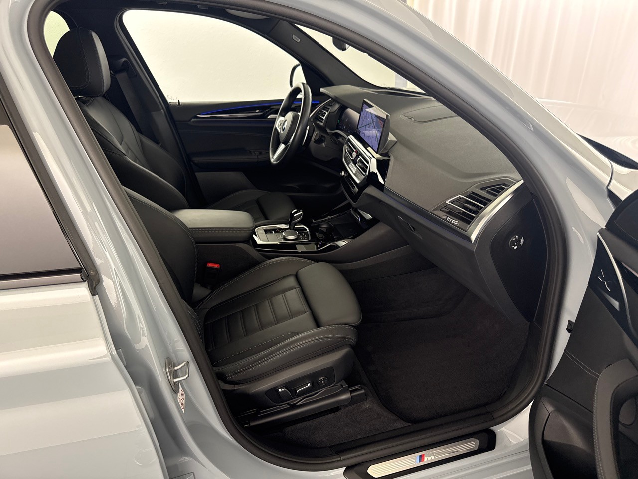 BMW X3 xDrive 48V 30d M Sport inkl. Anhängerkupplung-image-8