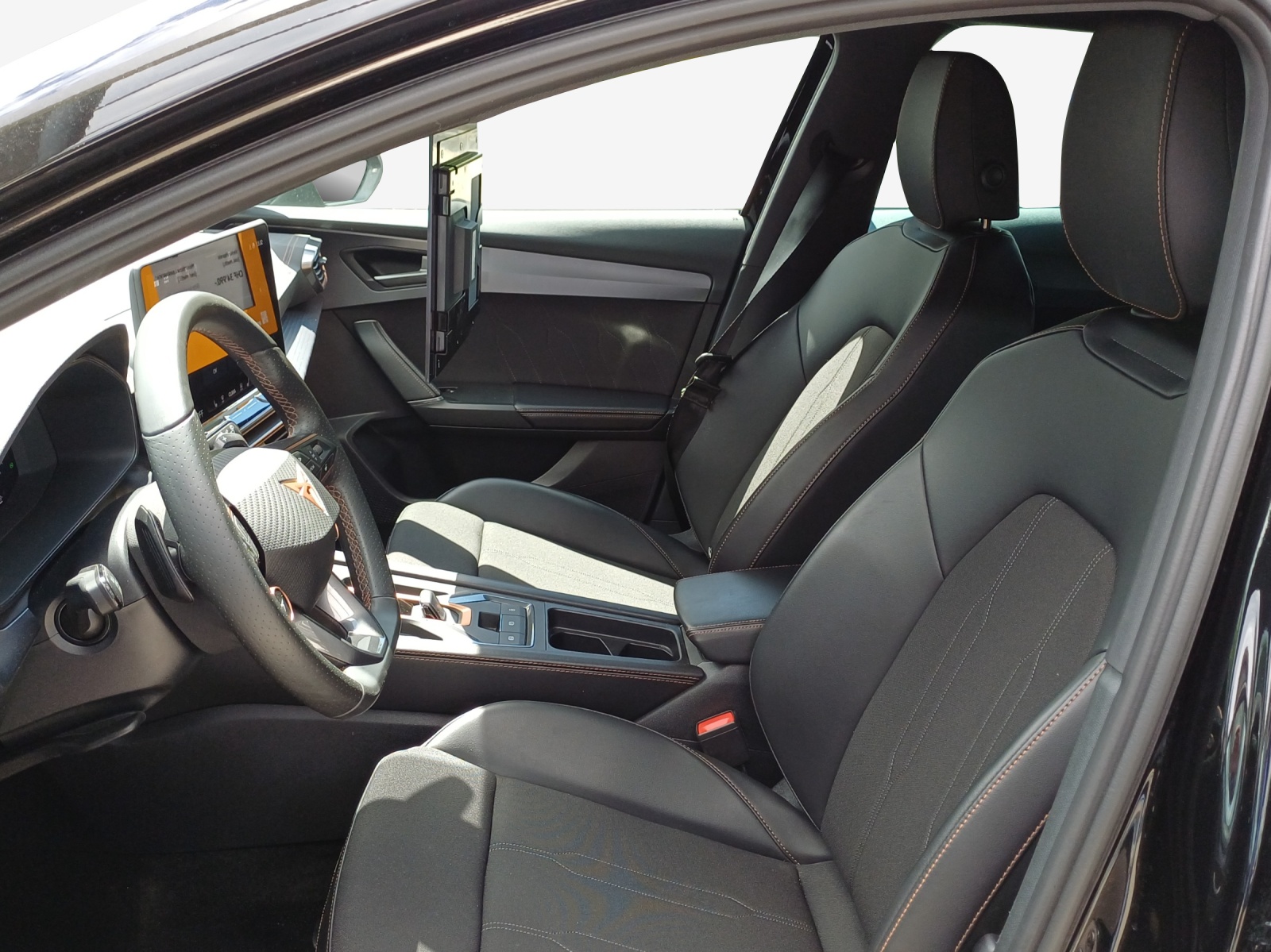 CUPRA Formentor 1.5 TSI DSG-image-7