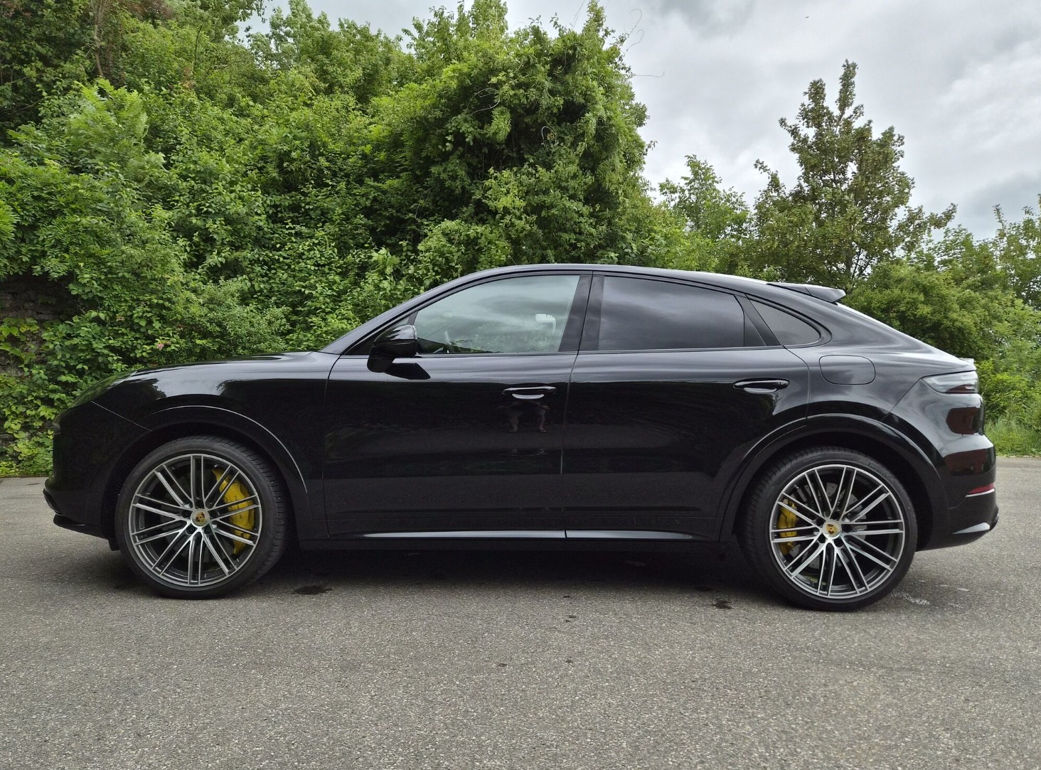 PORSCHE 4.0 V8 Turbo S E-Hybrid Coupé-image-4
