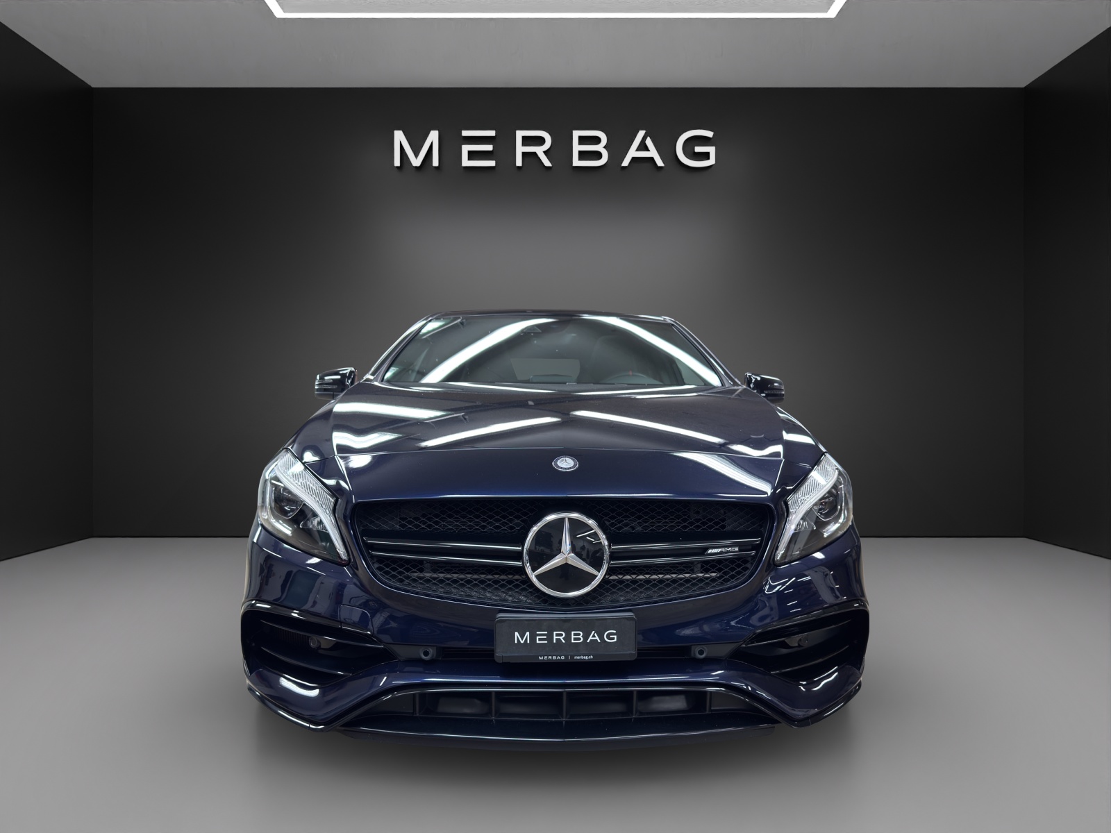 MERCEDES-BENZ A 45 AMG 4Matic-image-6