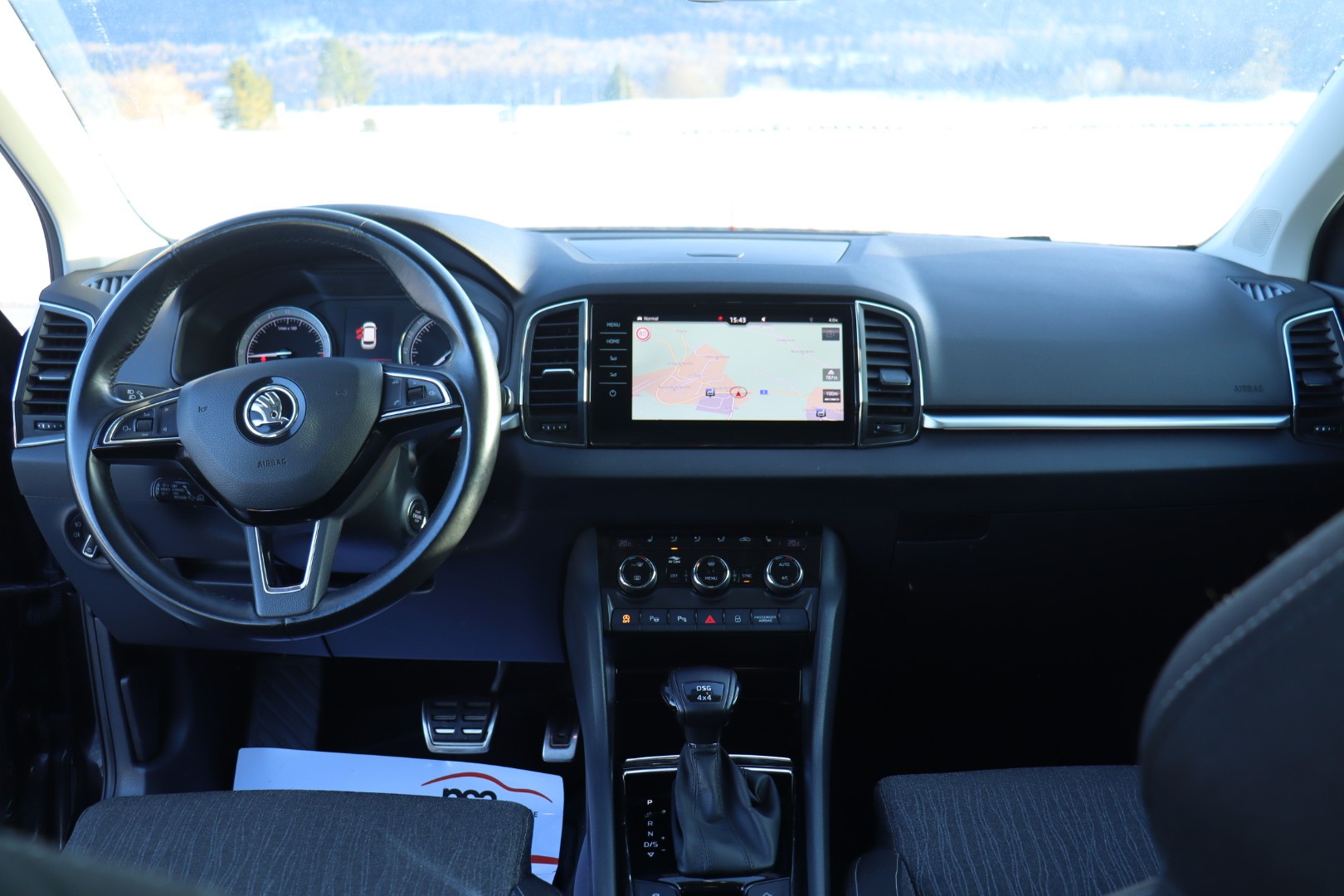 SKODA Karoq 2.0 TDI CR Ambition 4x4 DSG • Expertise • Garantie • Véhicule CH • Crochet d'attelage-image-10