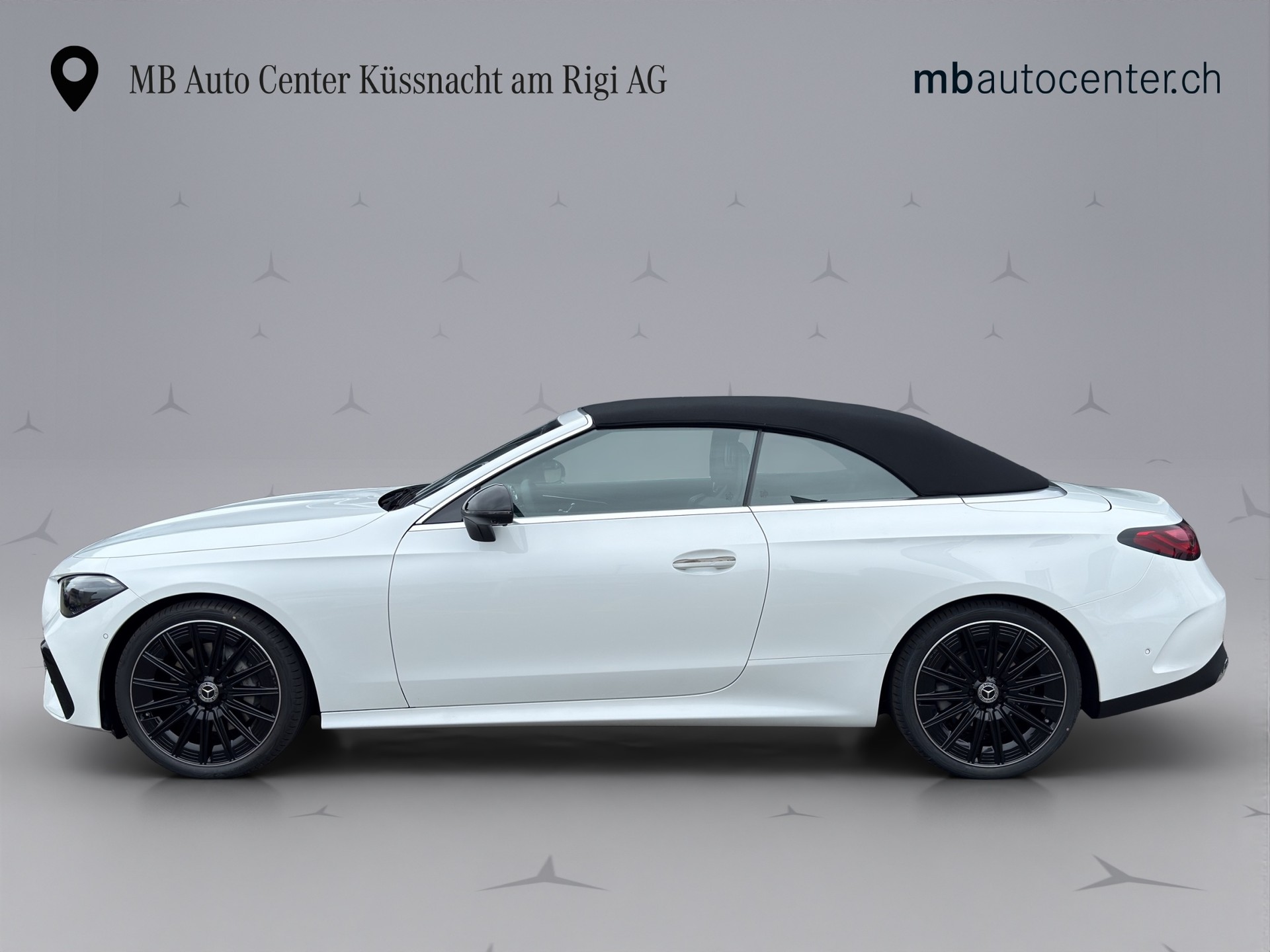 MERCEDES-BENZ CLE 200 AMG Line 4matic Cabriolet-image-2