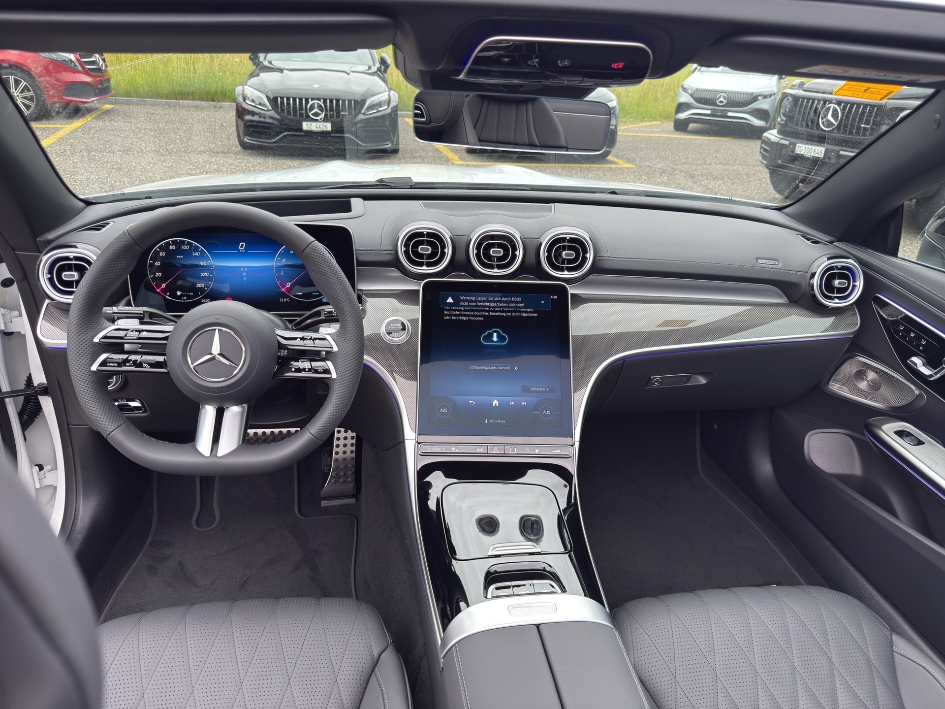 MERCEDES-BENZ CLE 200 AMG Line 4matic Cabriolet-image-22