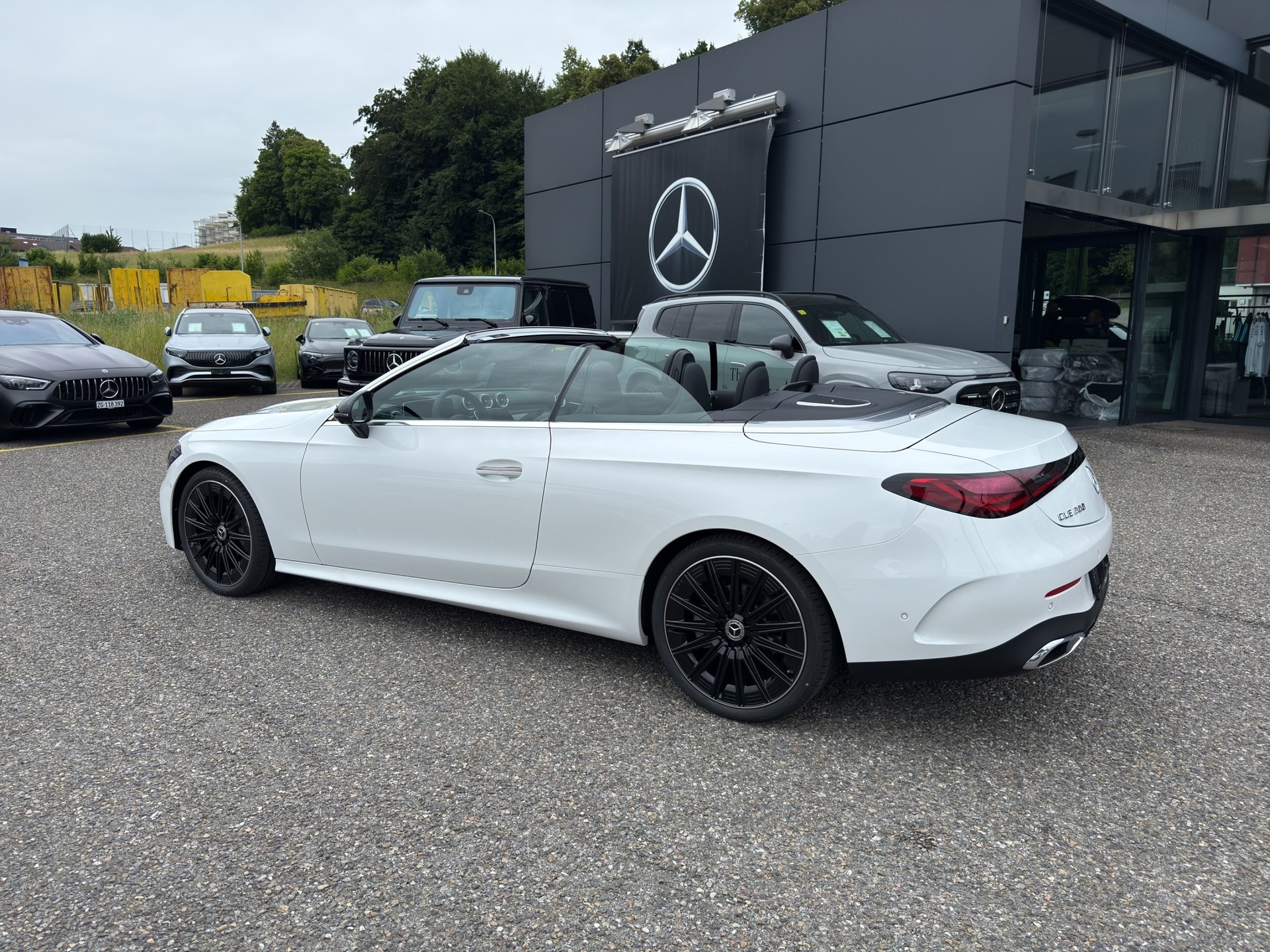 MERCEDES-BENZ CLE 200 AMG Line 4matic Cabriolet-image-20
