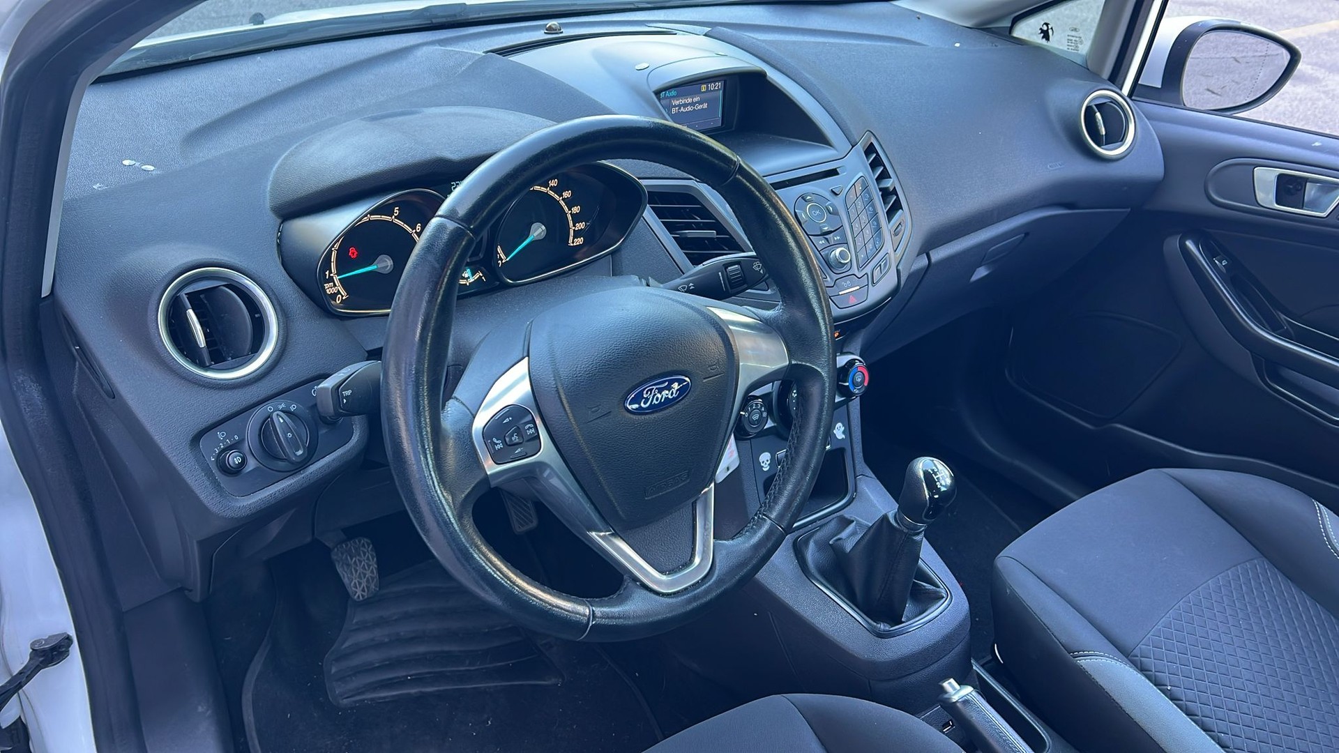 FORD Fiesta 1.0 SCTi Sync-image-9