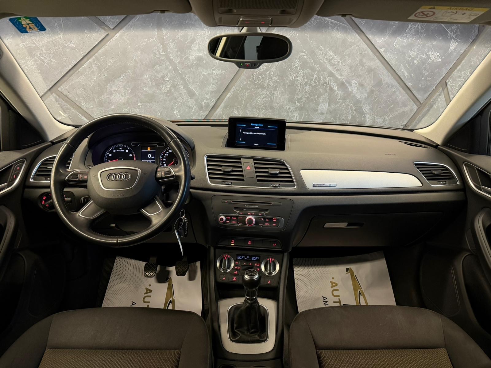 AUDI Q3 2.0 TFSI quattro-image-7