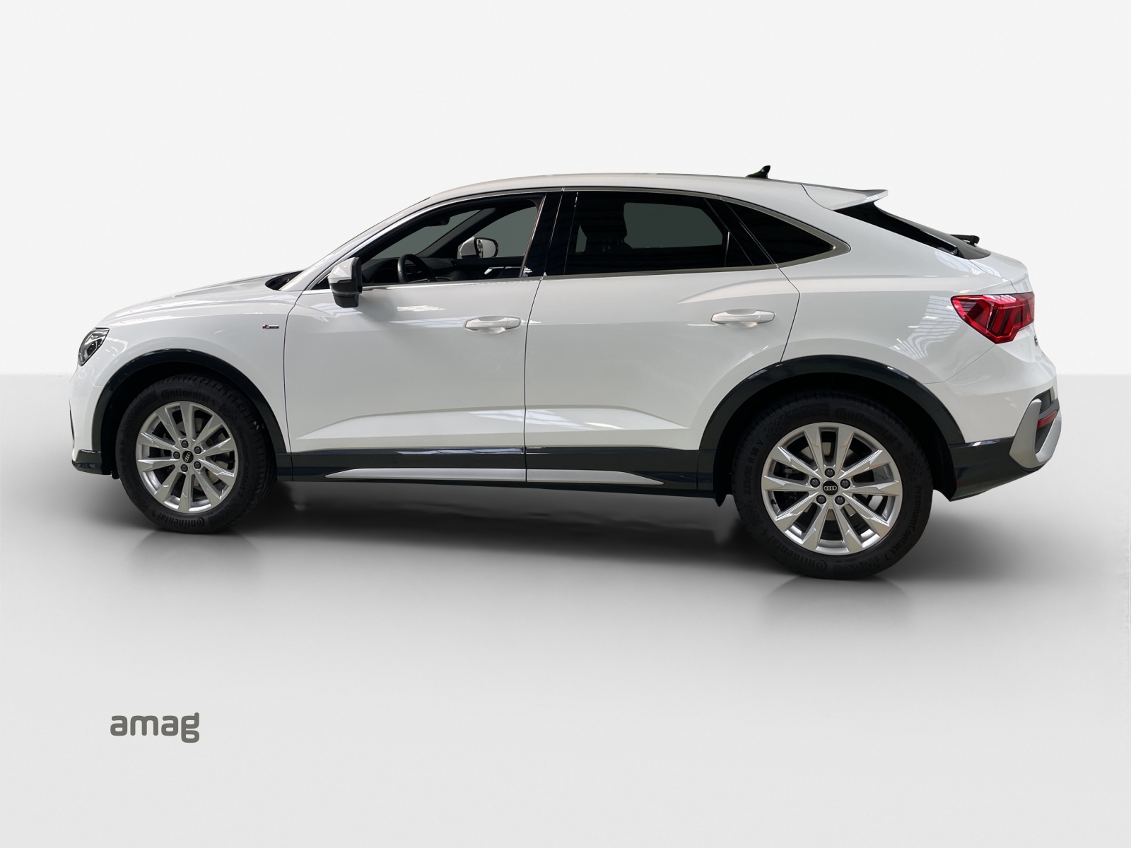 AUDI Q3 Sportback 35 TFSI S line Attraction S-tronic-image-1