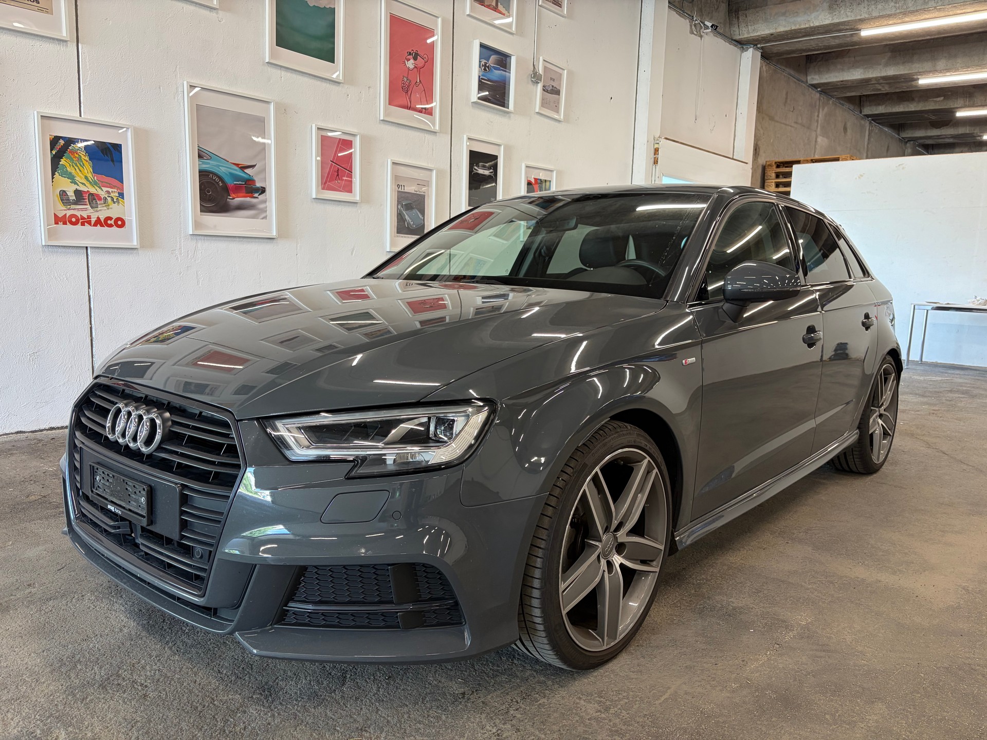 AUDI A3 Sportback 1.5 TFSI S-tronic Sport-image-1