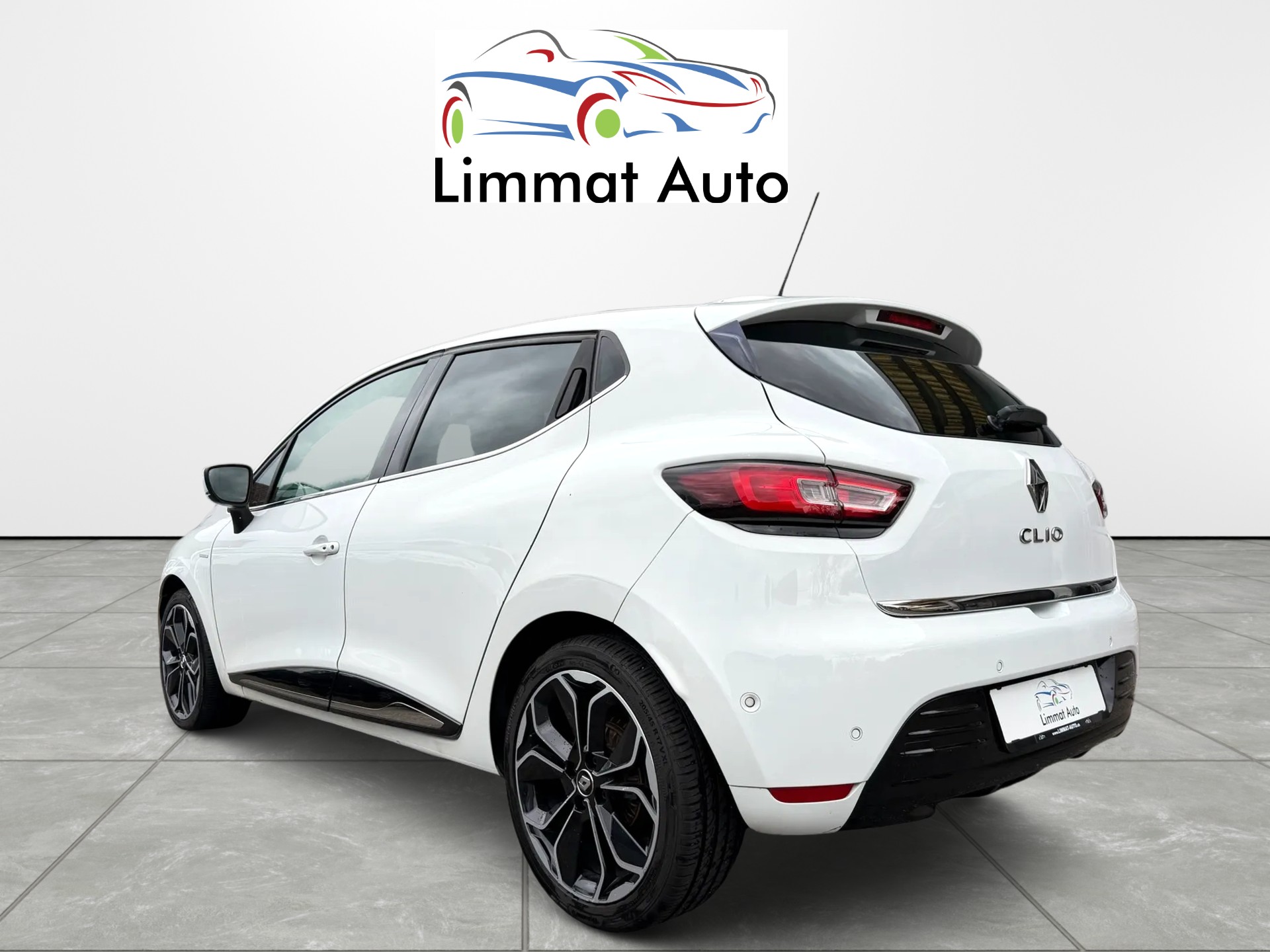 RENAULT Clio 1.2 16V T Swiss Edition EDC-image-3