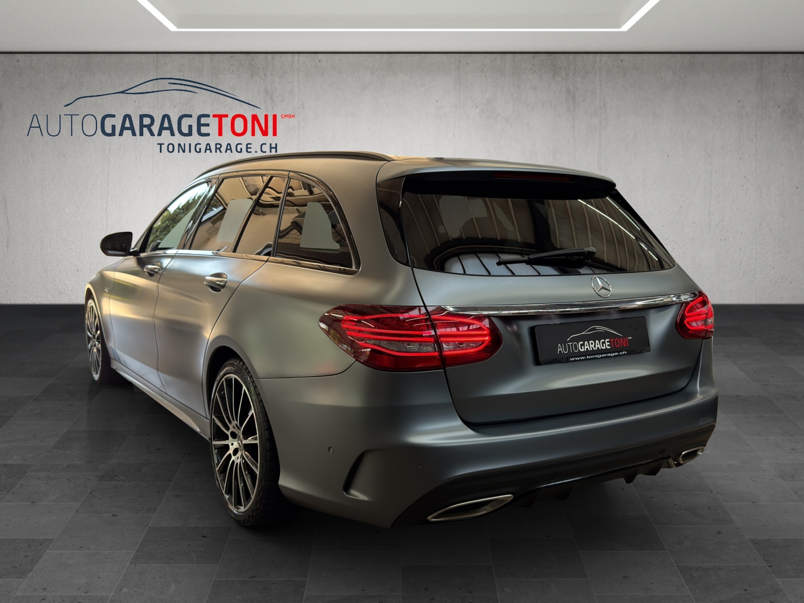 MERCEDES-BENZ C 200 Swiss Star AMG Line 4M 9G-Tronic-image-6
