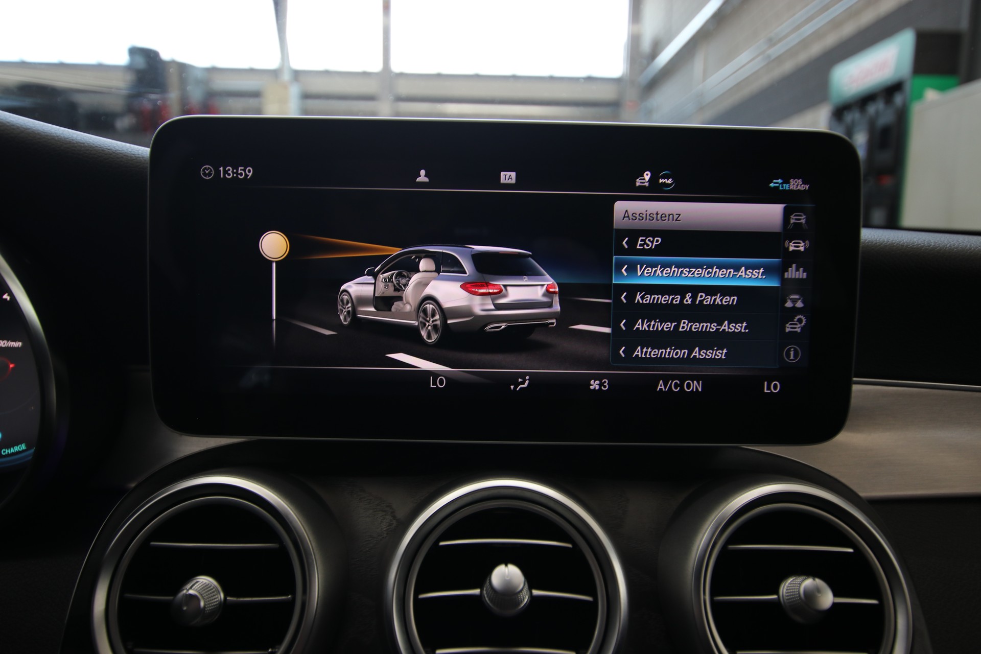 MERCEDES-BENZ C 200 Swiss Star AMG Line 4M 9G-Tronic-image-20