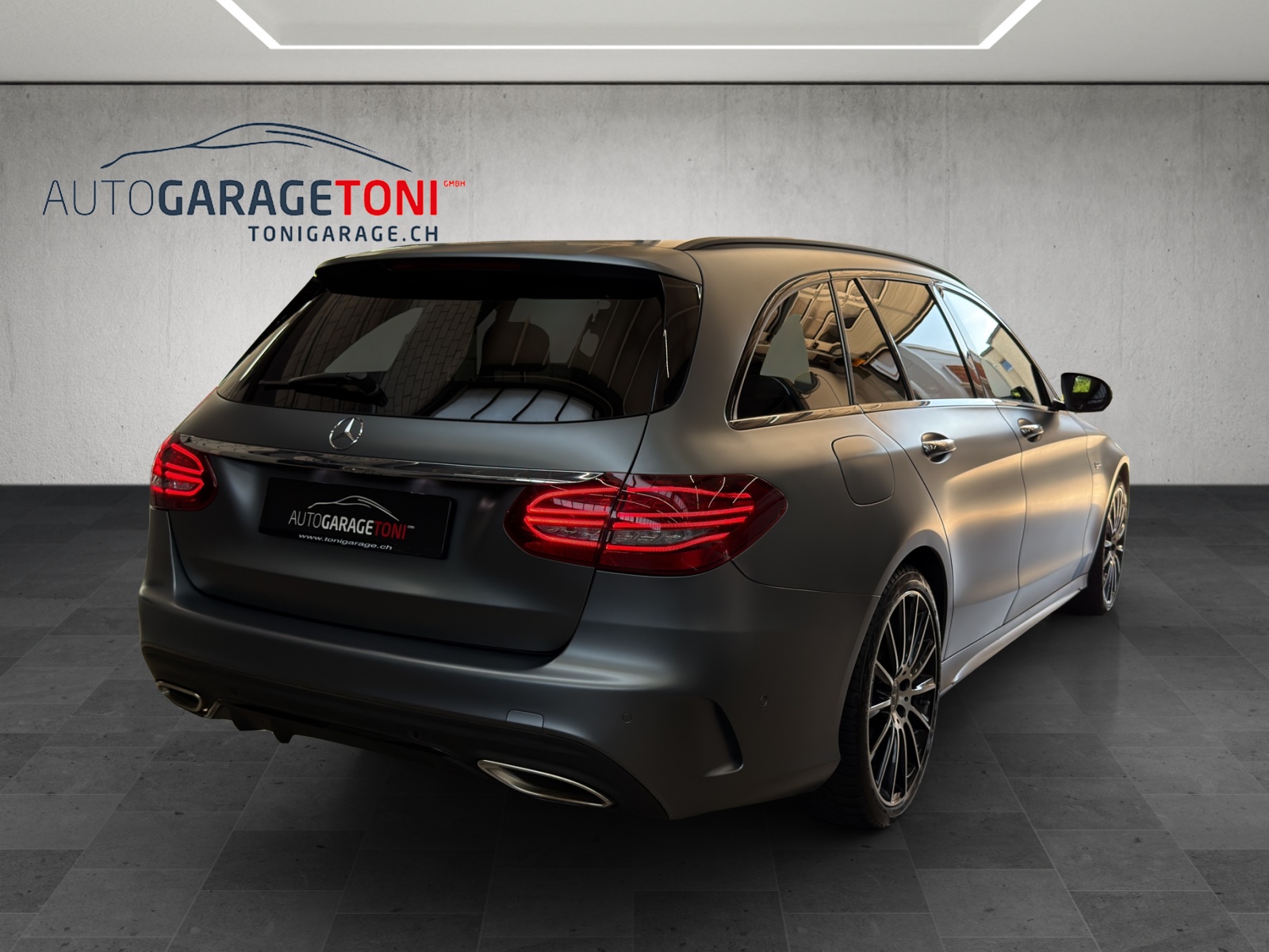 MERCEDES-BENZ C 200 Swiss Star AMG Line 4M 9G-Tronic-image-5