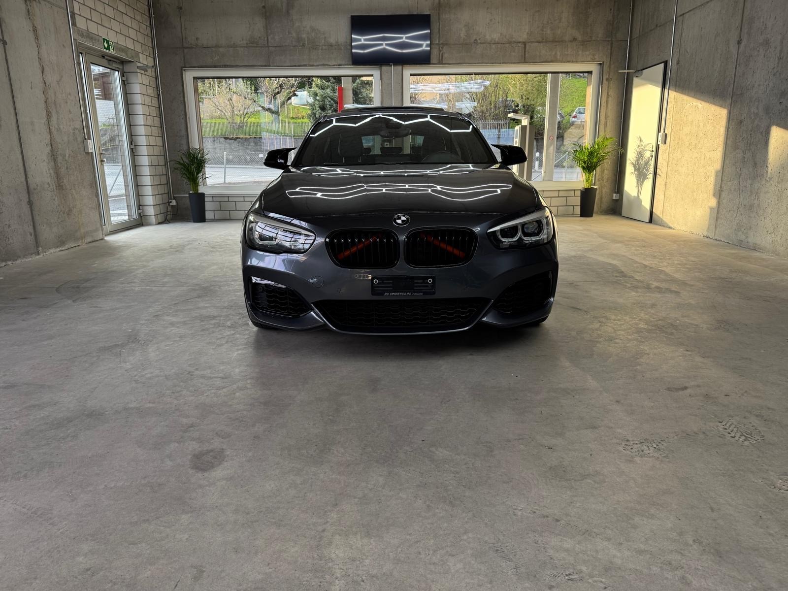 BMW M140i Steptronic-image-0