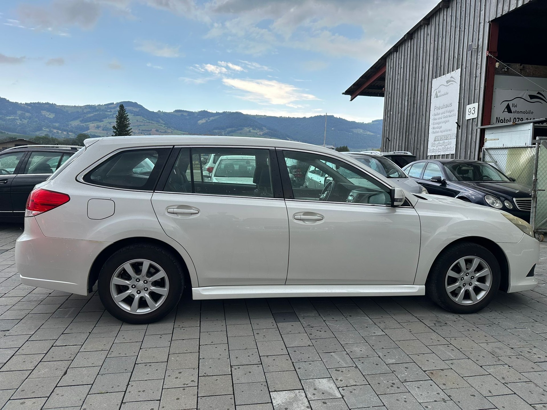 SUBARU Legacy 2.0D Swiss AWD-image-2