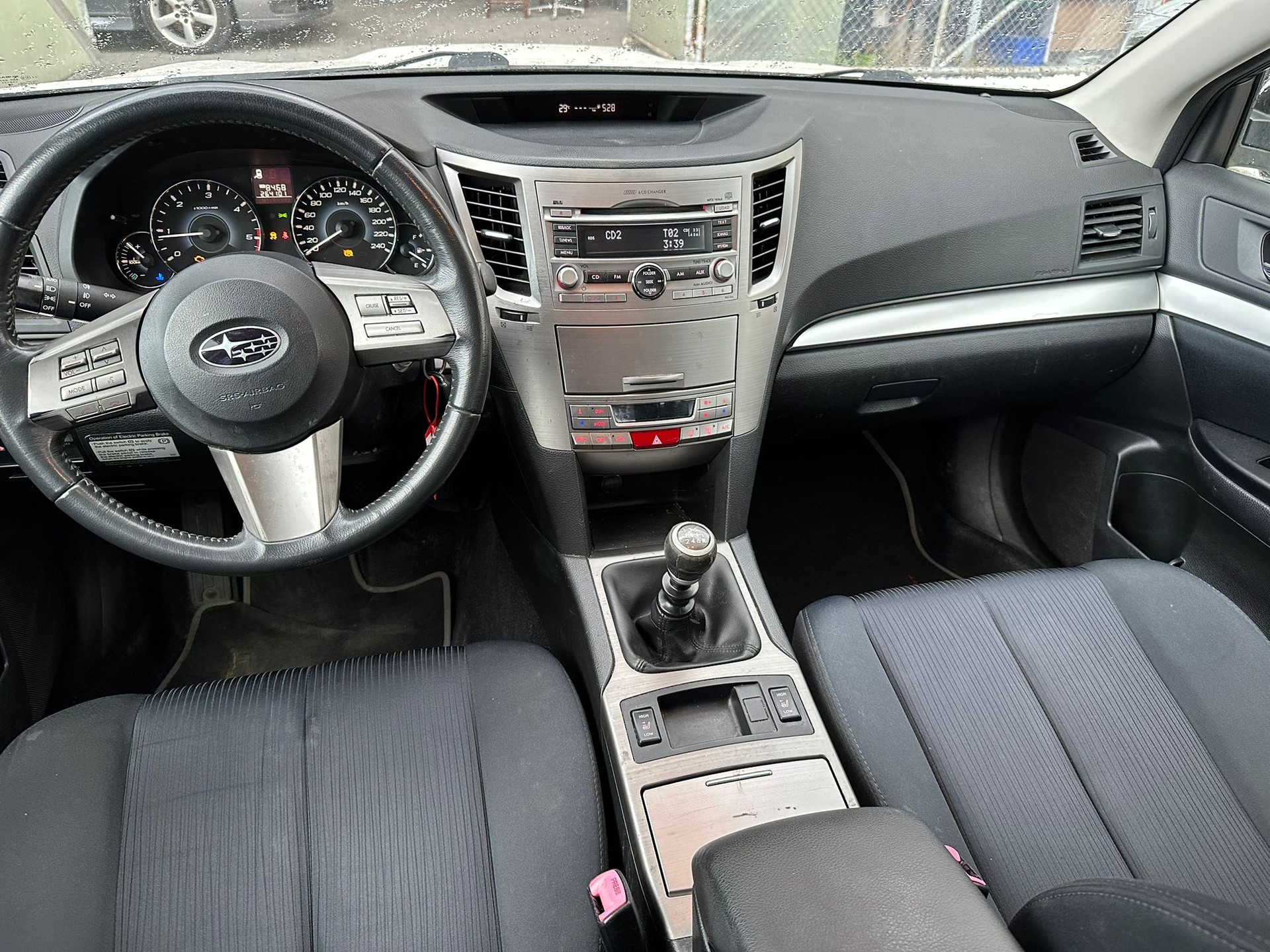SUBARU Legacy 2.0D Swiss AWD-image-5