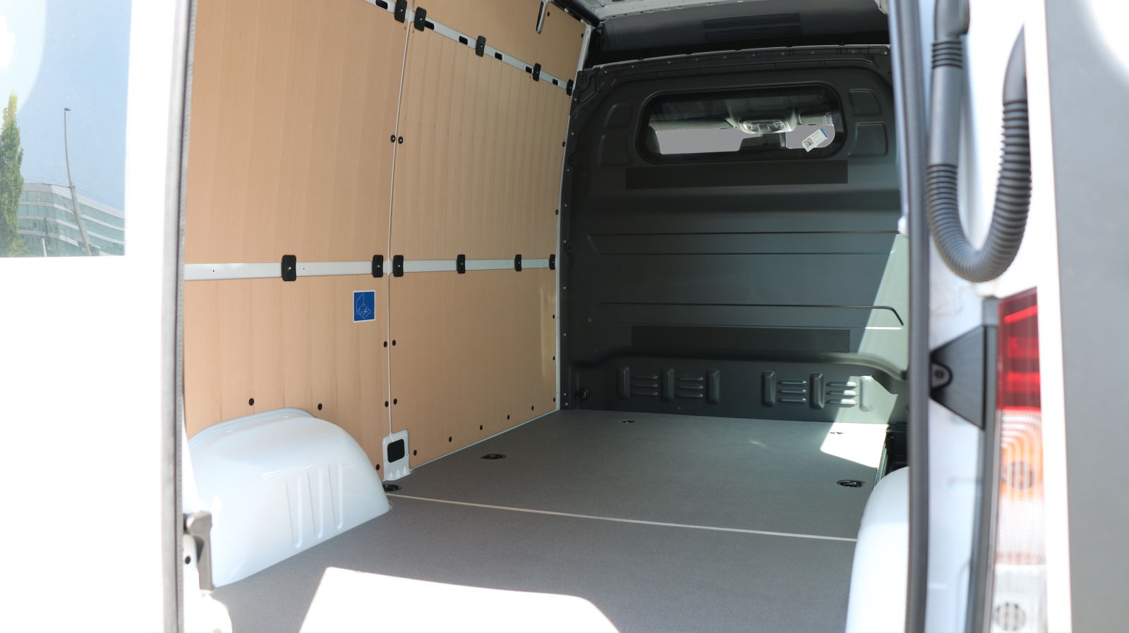MERCEDES-BENZ Sprinter 319 CDI Pro KA 3665 mm Worker 4-image-8