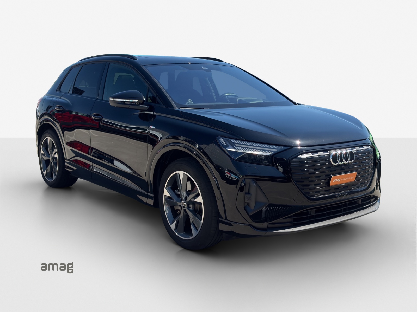 AUDI Q4 e-tron 50 quattro-image-6
