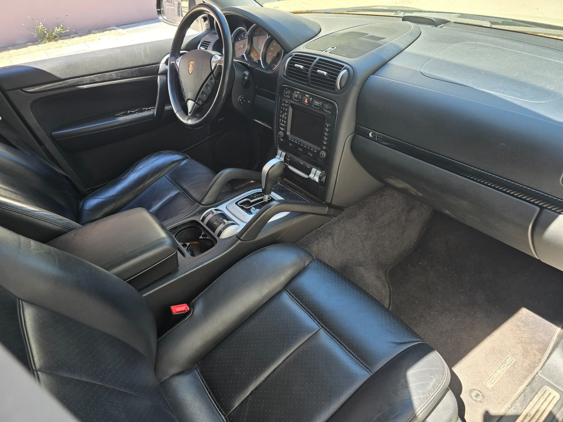 PORSCHE Cayenne S-image-3
