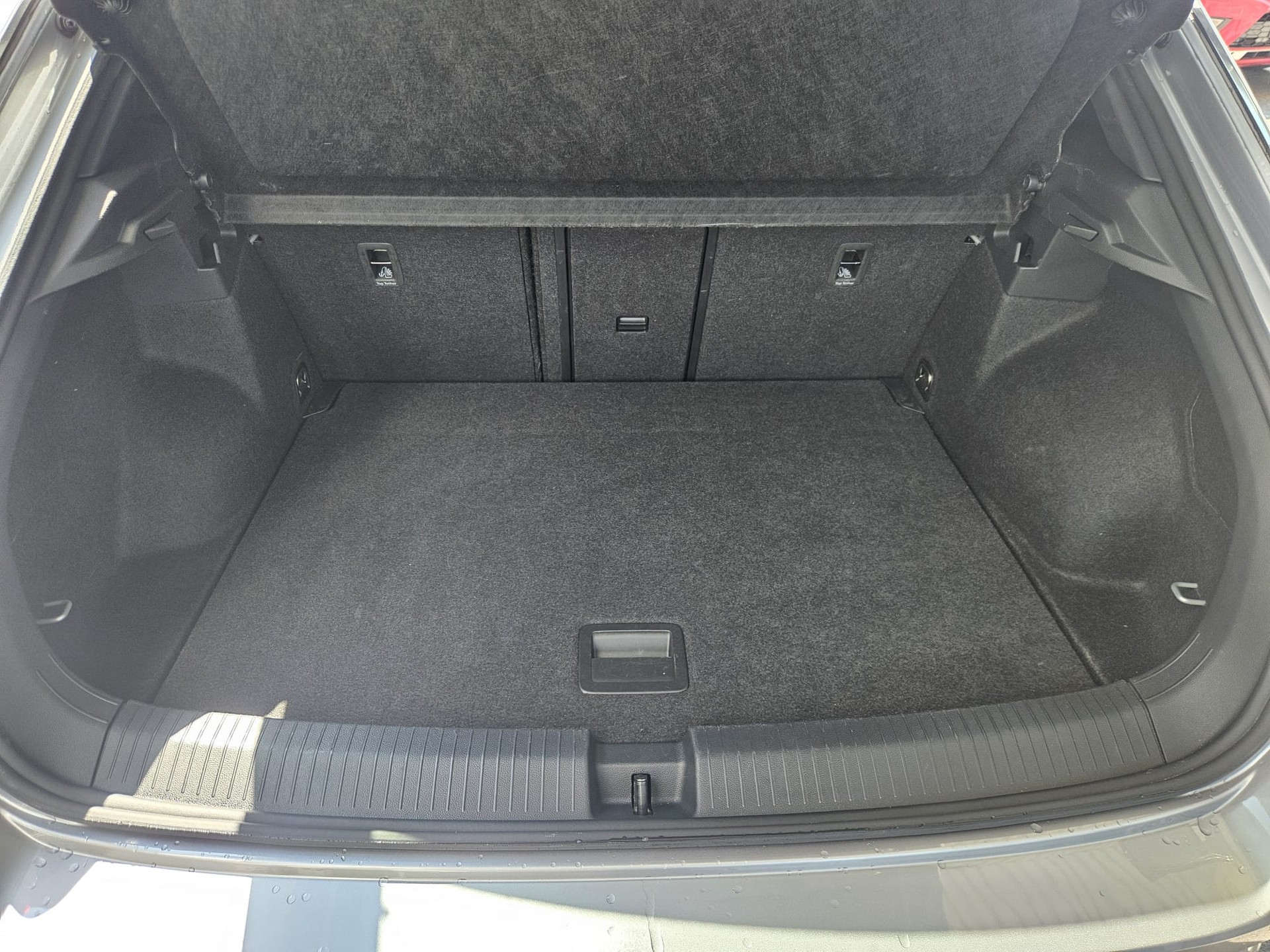 VW T-Roc 2.0 TSI R-Line DSG 4Motion-image-7
