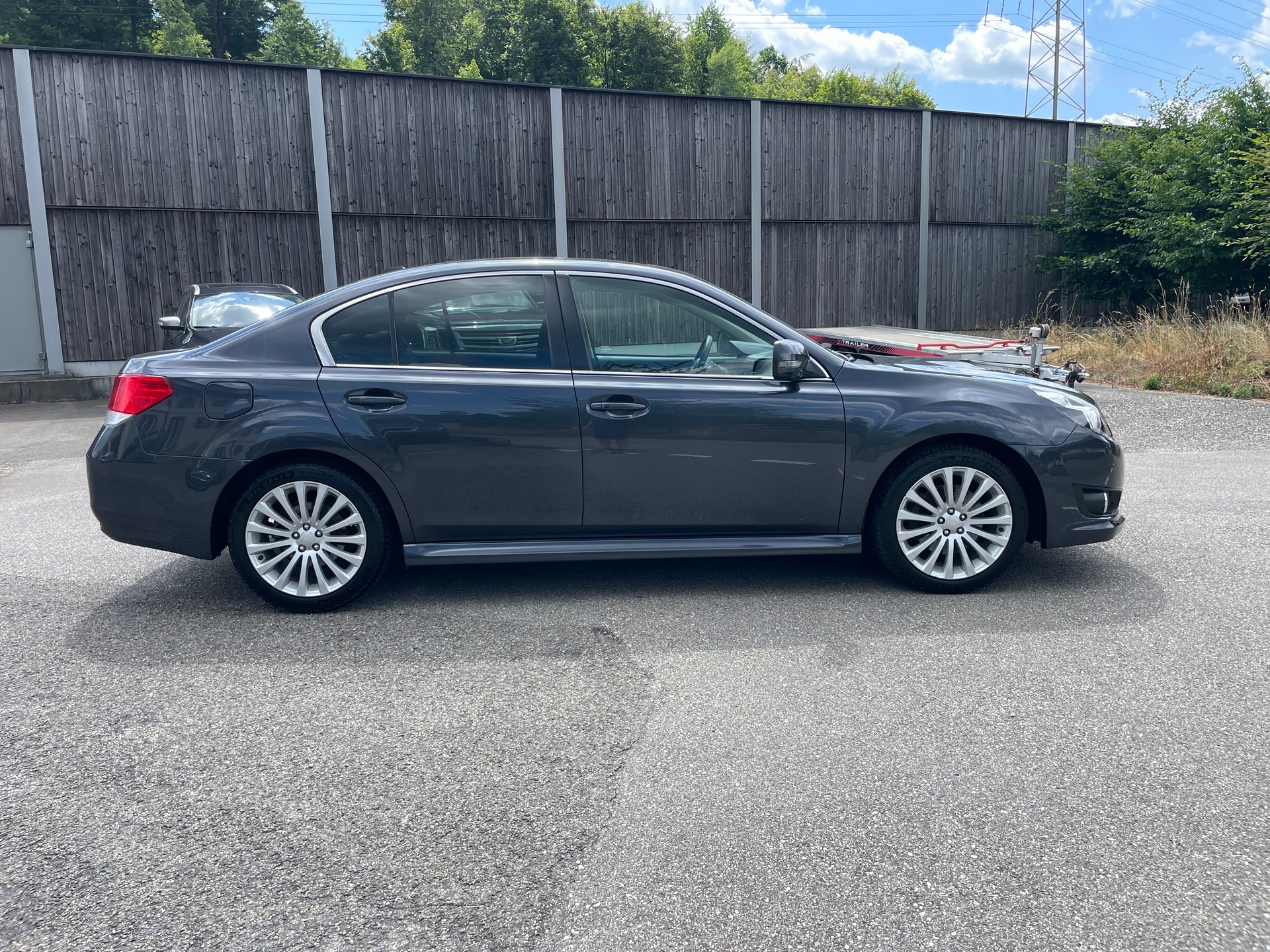 SUBARU Legacy 2.5 GT Executive S AWD Automatic-image-8