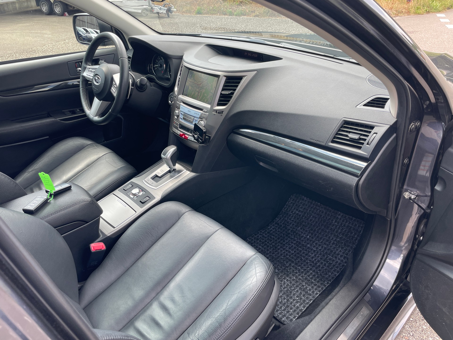 SUBARU Legacy 2.5 GT Executive S AWD Automatic-image-17
